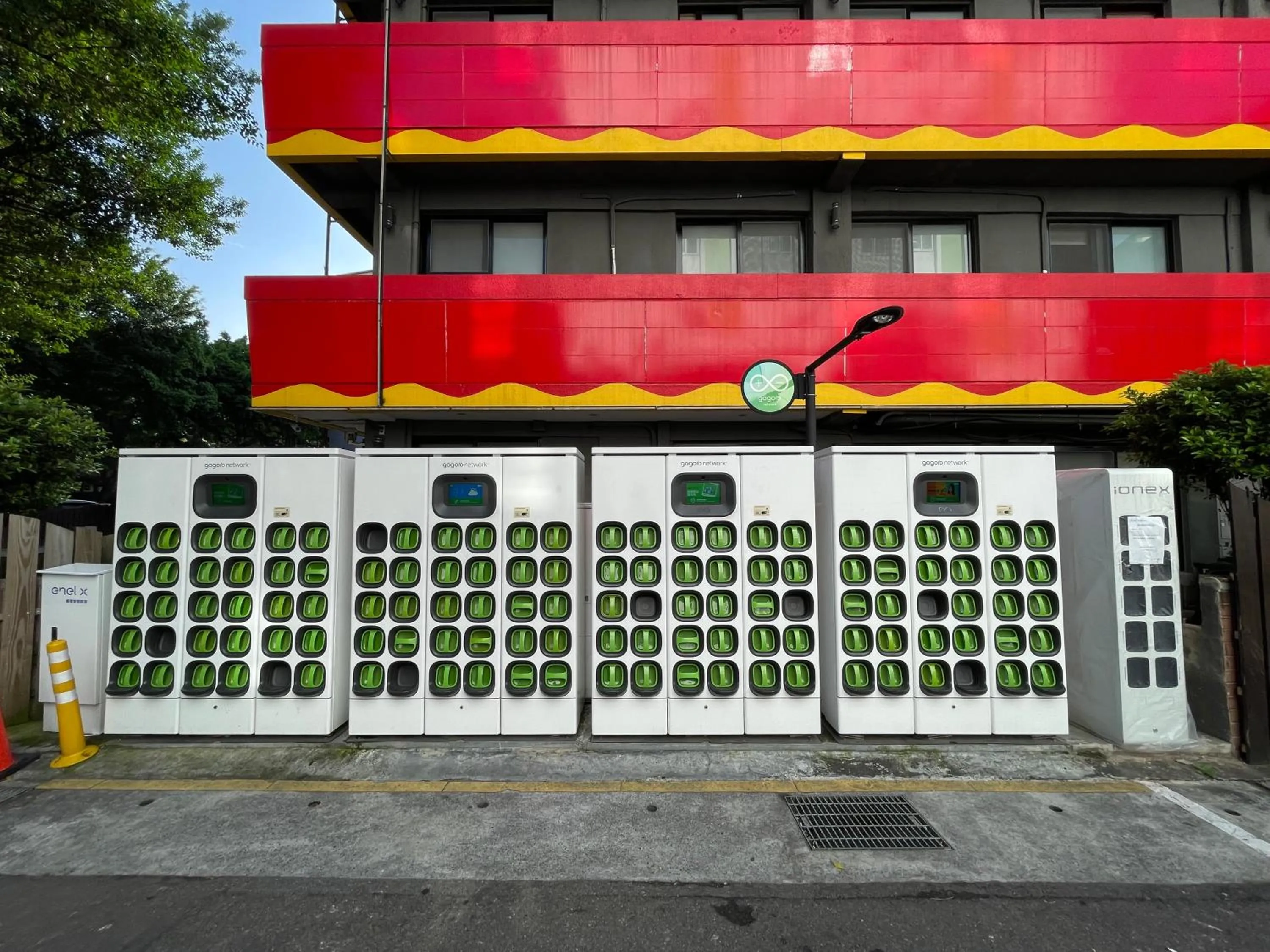 Property building in Taiwan Seven Days Boutique Hotel