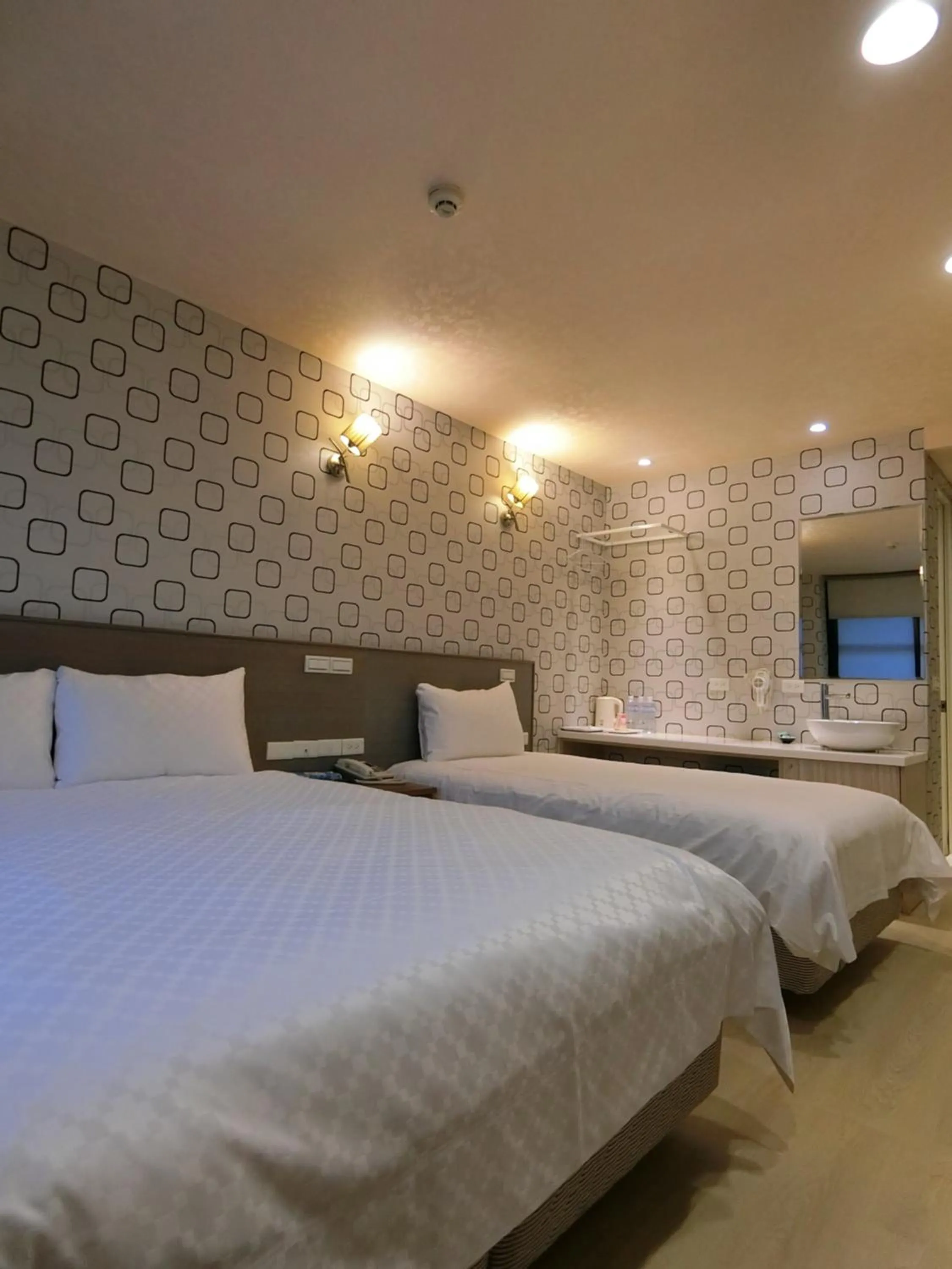 Bedroom, Bed in Taiwan Seven Days Boutique Hotel