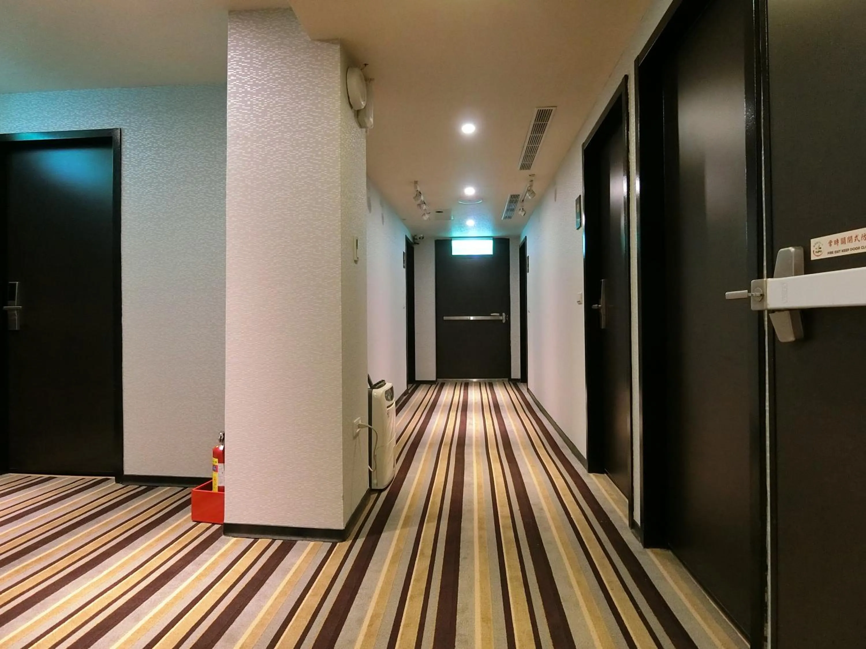 Property building in Taiwan Seven Days Boutique Hotel