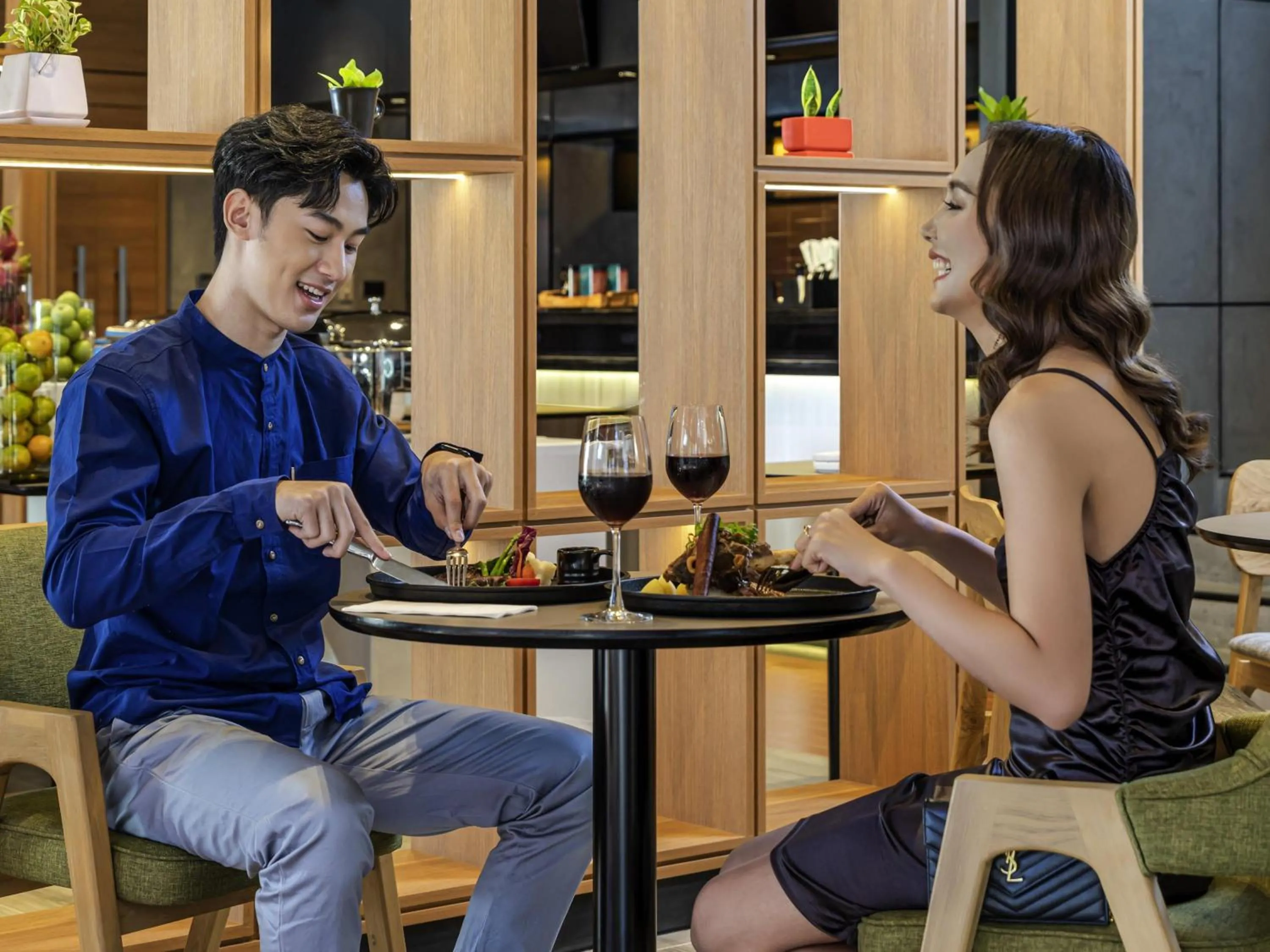 Restaurant/places to eat in ibis Chiang Mai Nimman Journeyhub