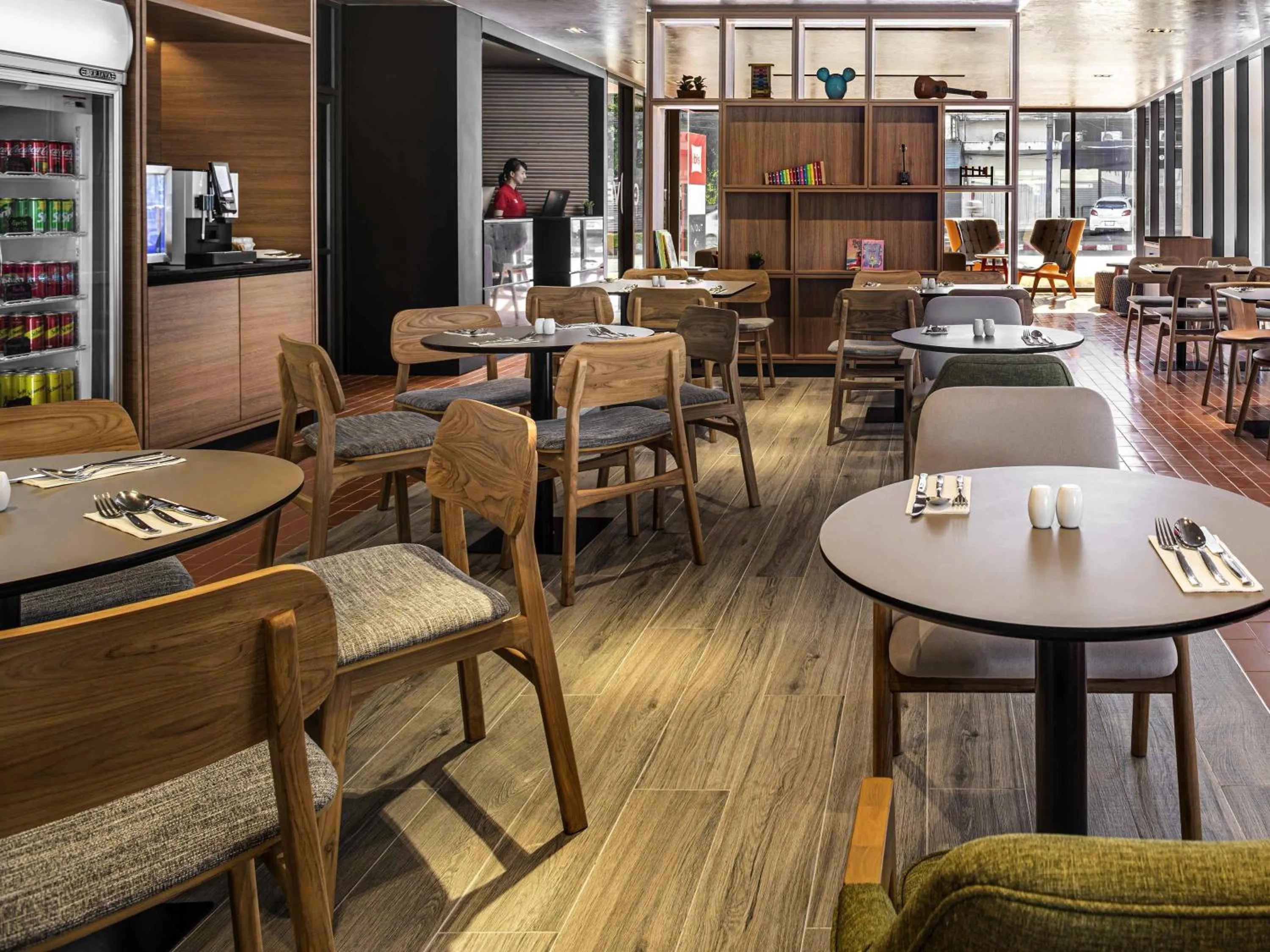 Restaurant/places to eat in ibis Chiang Mai Nimman Journeyhub