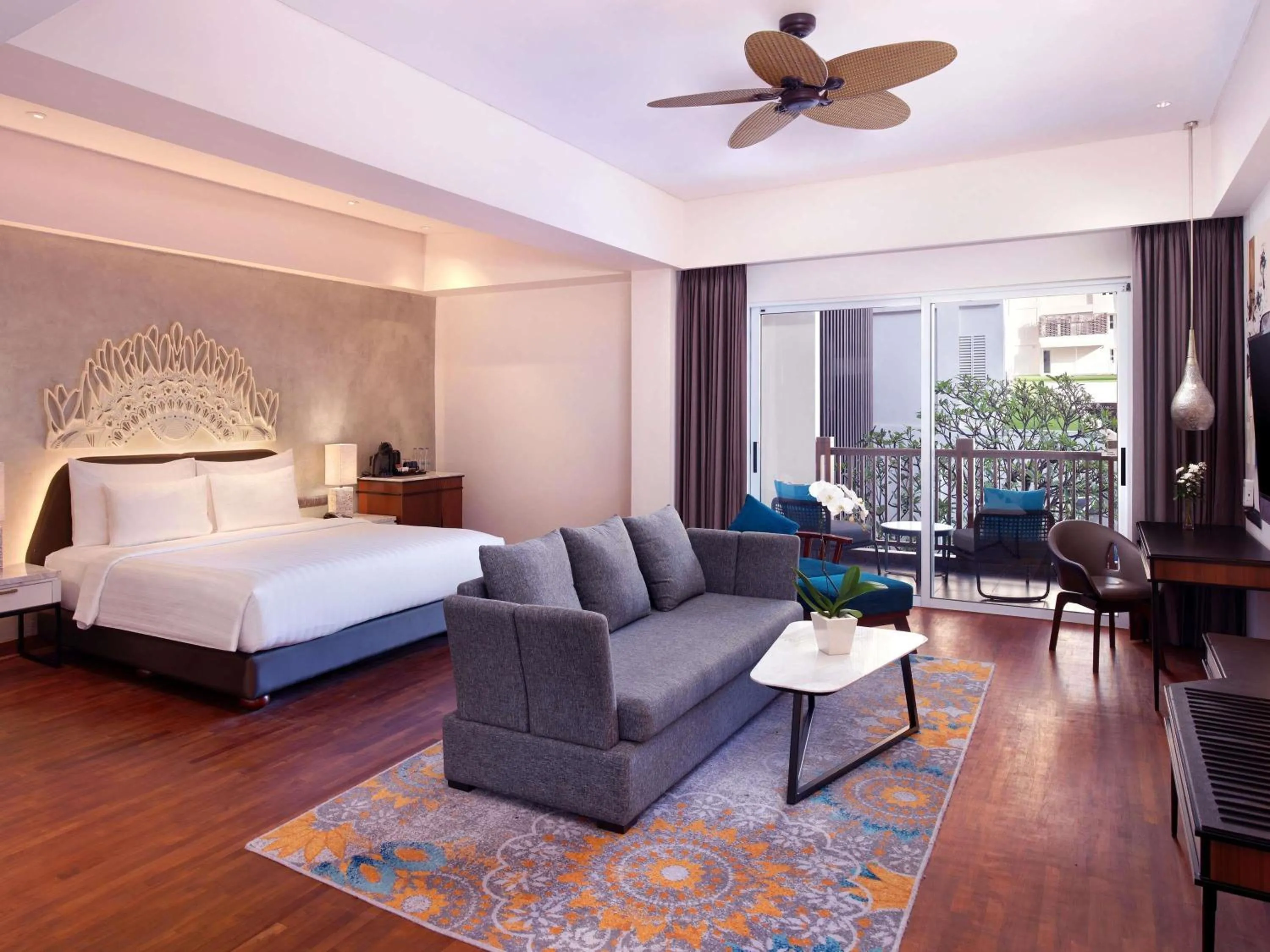 Bedroom, Bed in Grand Mercure Bali Seminyak