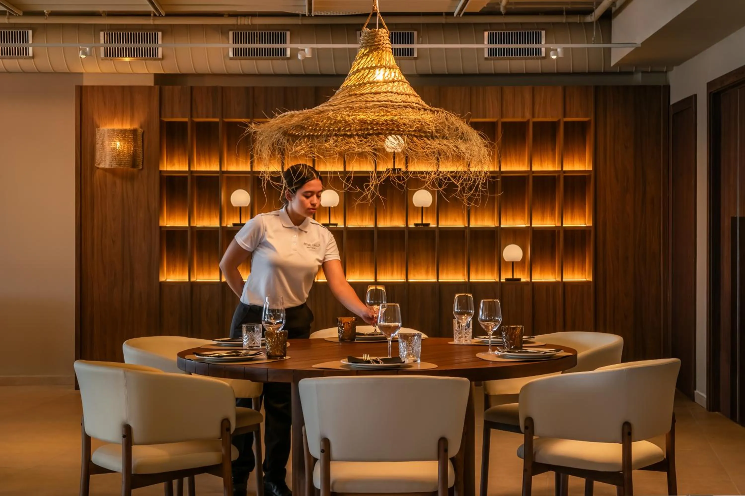 Restaurant/places to eat in Estival Maramar