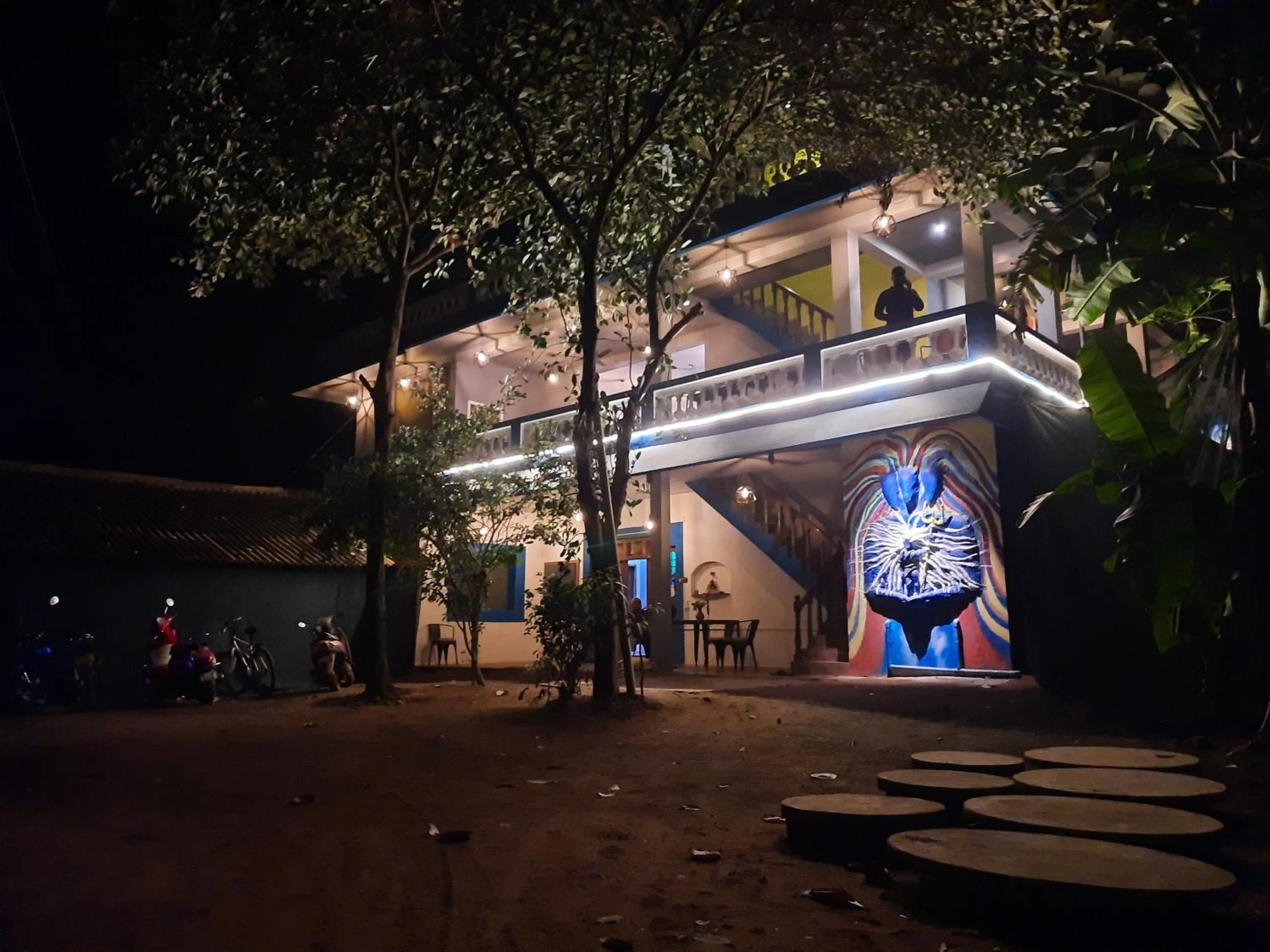Unearth Hostel (Pondicherry)