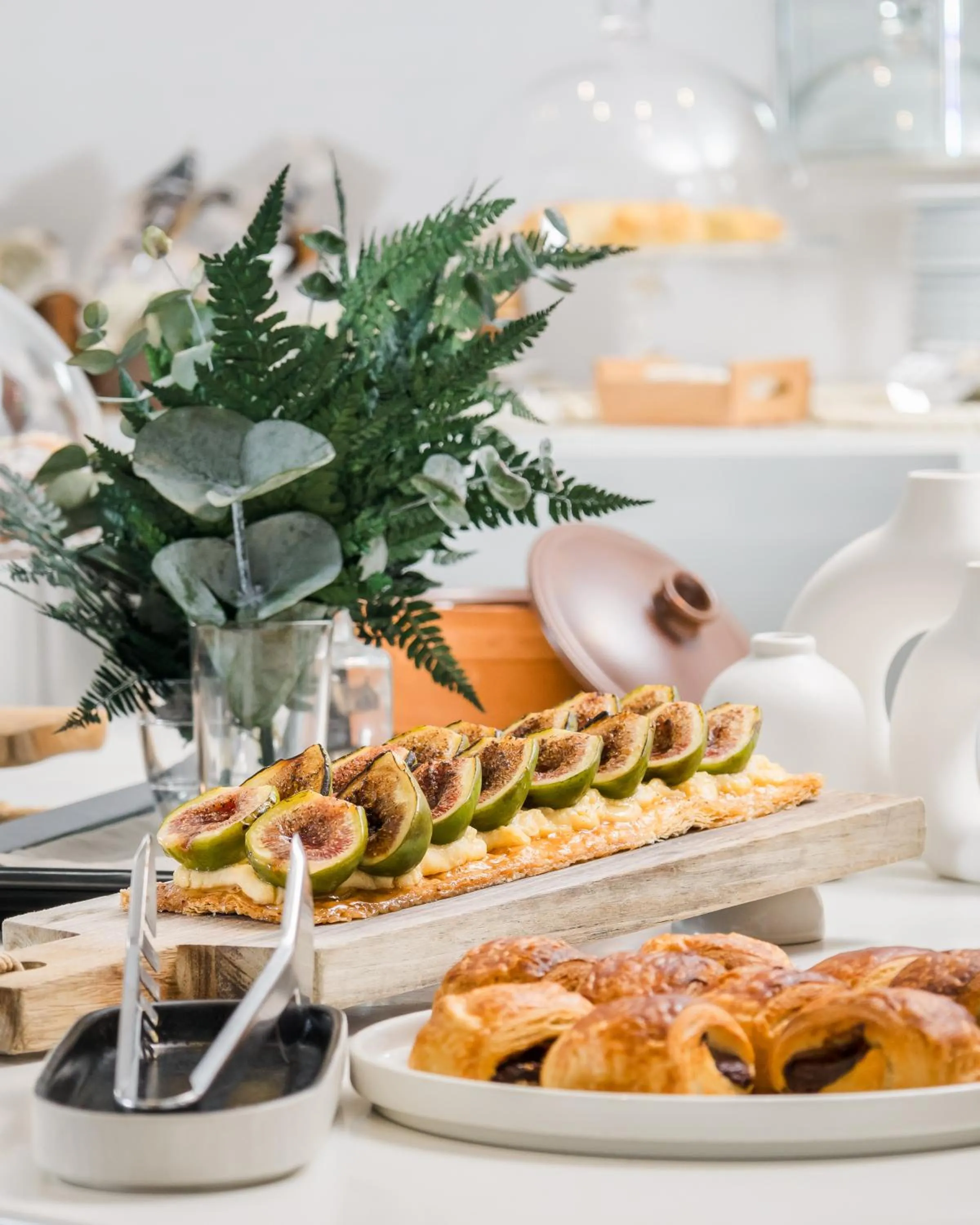 Restaurant/places to eat in Hospes Puerta de Alcalá, a Member of Design Hotels