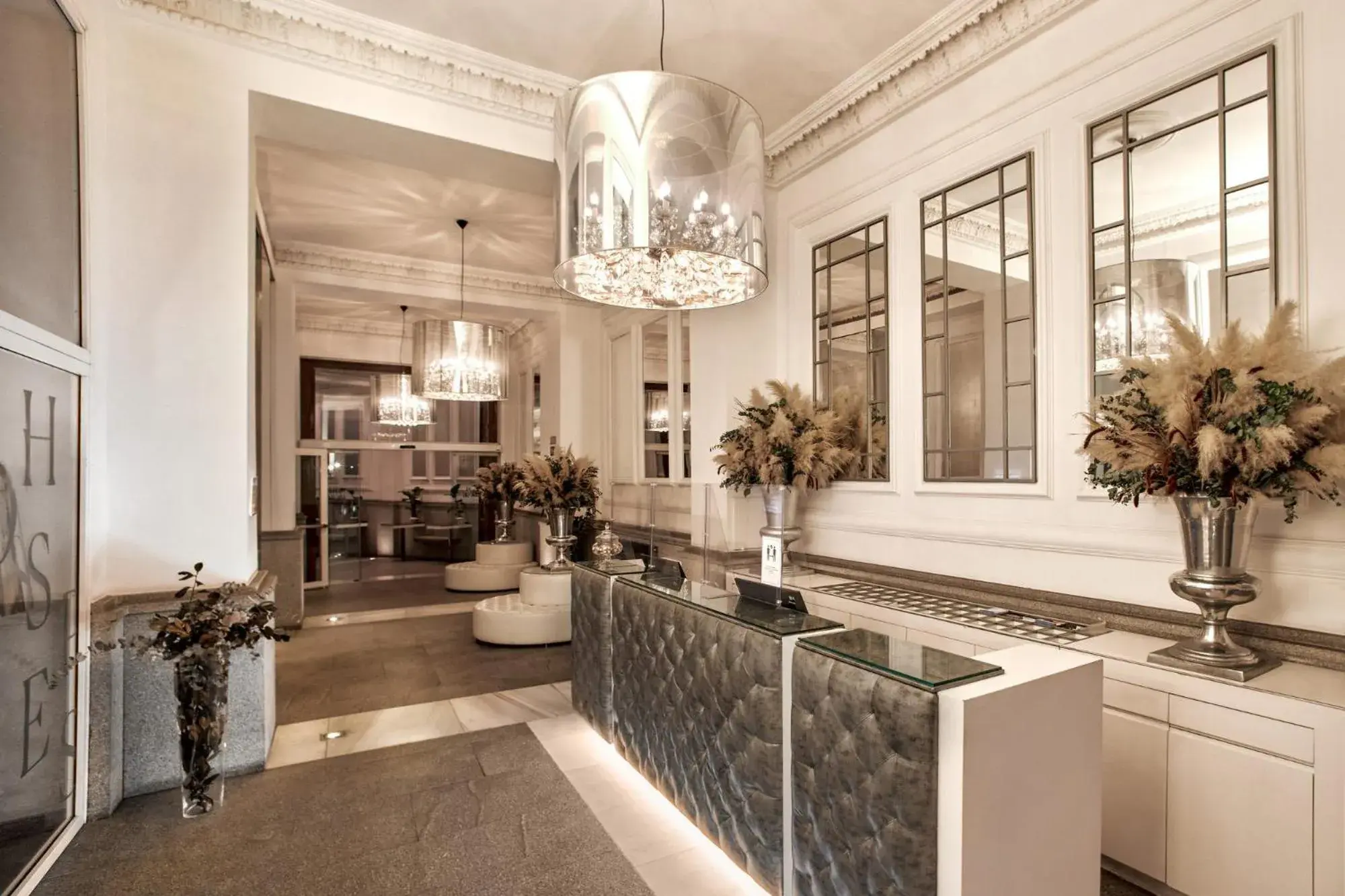 Property building in Hospes Puerta de Alcalá, a Member of Design Hotels Property building in Hospes Puerta de Alcalá, a Member of Design Hotels