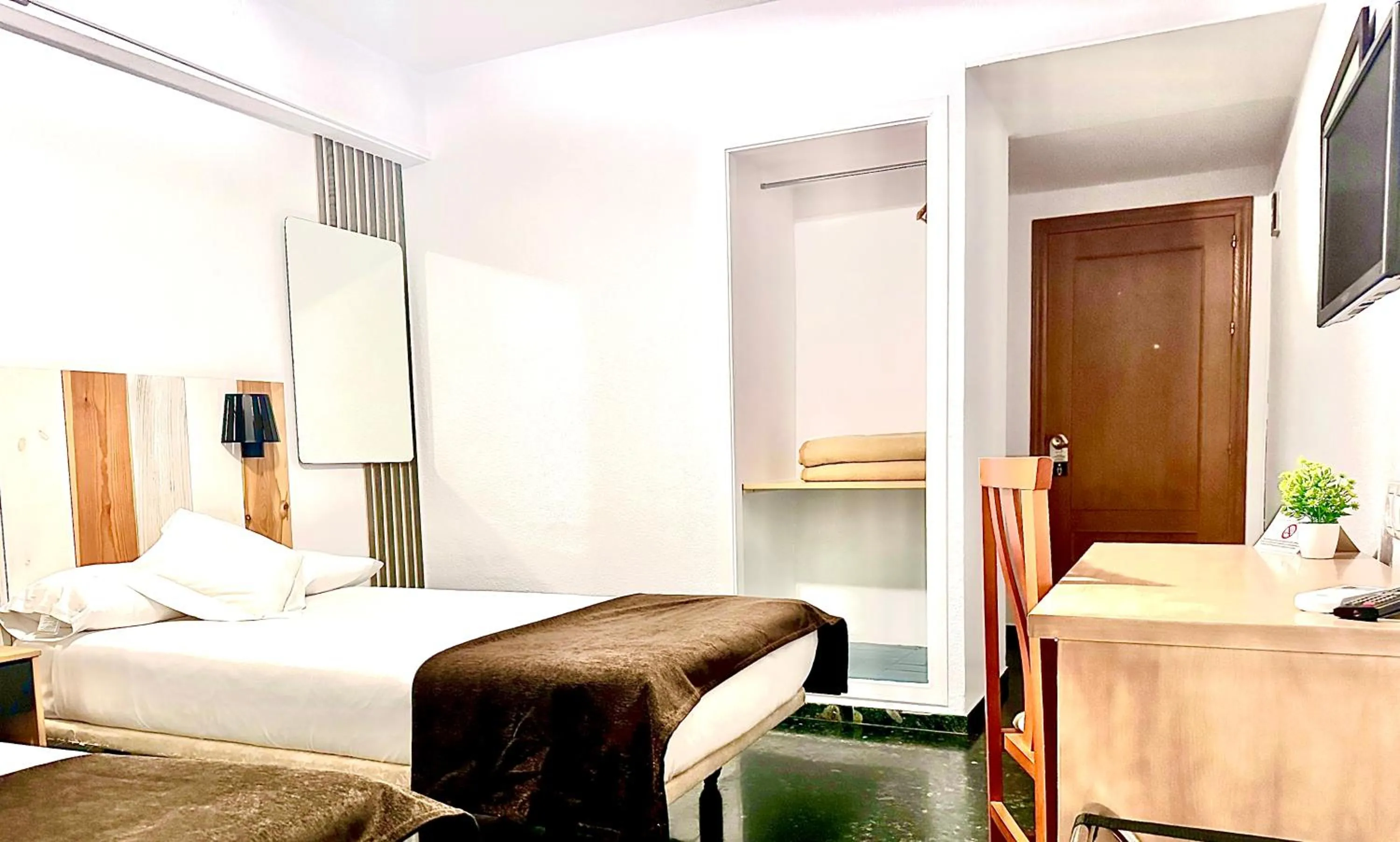 Photo of the whole room, Bed in Arriadh