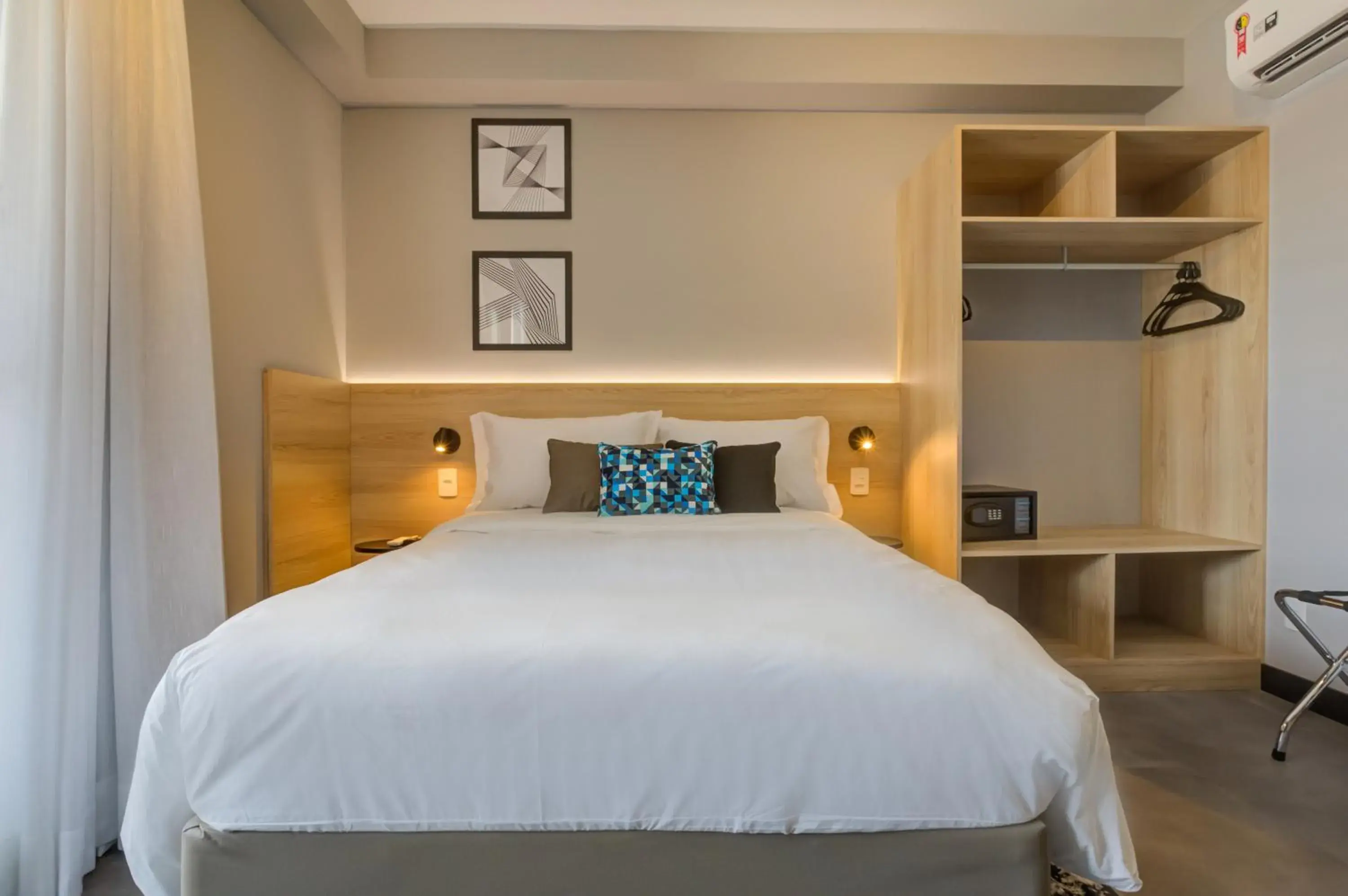 Bedroom in Roomo Brooklin Morumbi Residencial Bedroom in Roomo Brooklin Morumbi Residencial