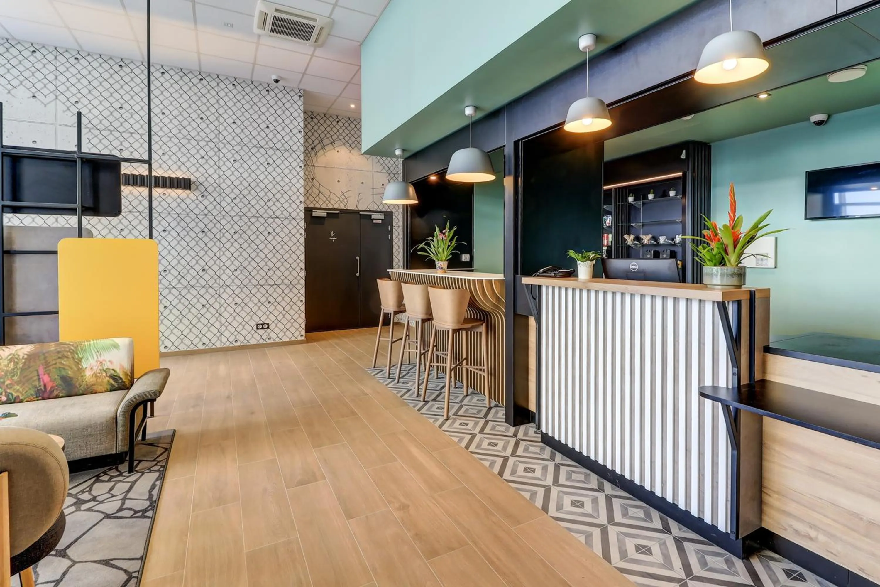 Lobby or reception in B&B HOTEL Dijon Valmy Toison d'or