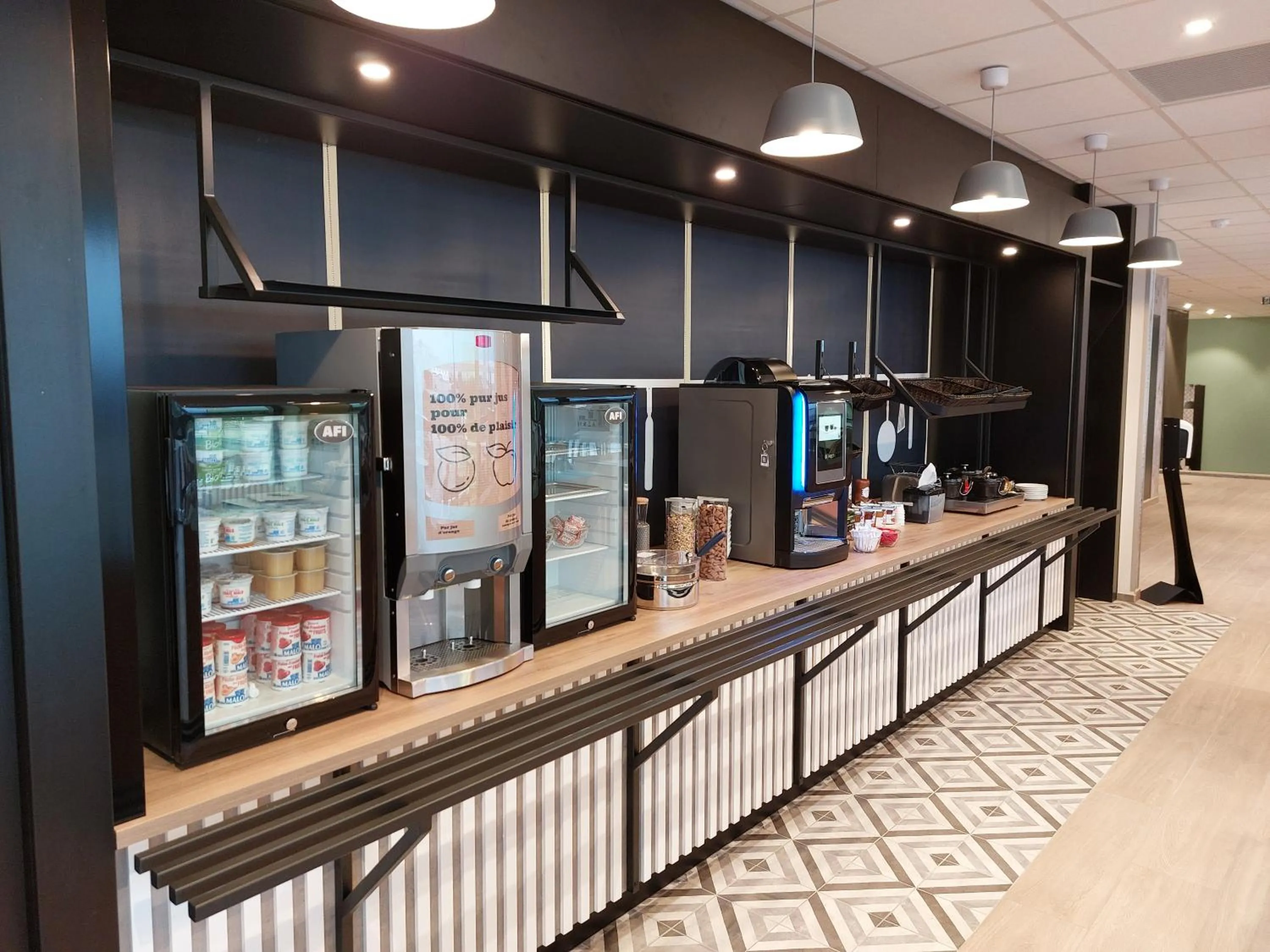 Breakfast in B&B HOTEL Dijon Valmy Toison d'or