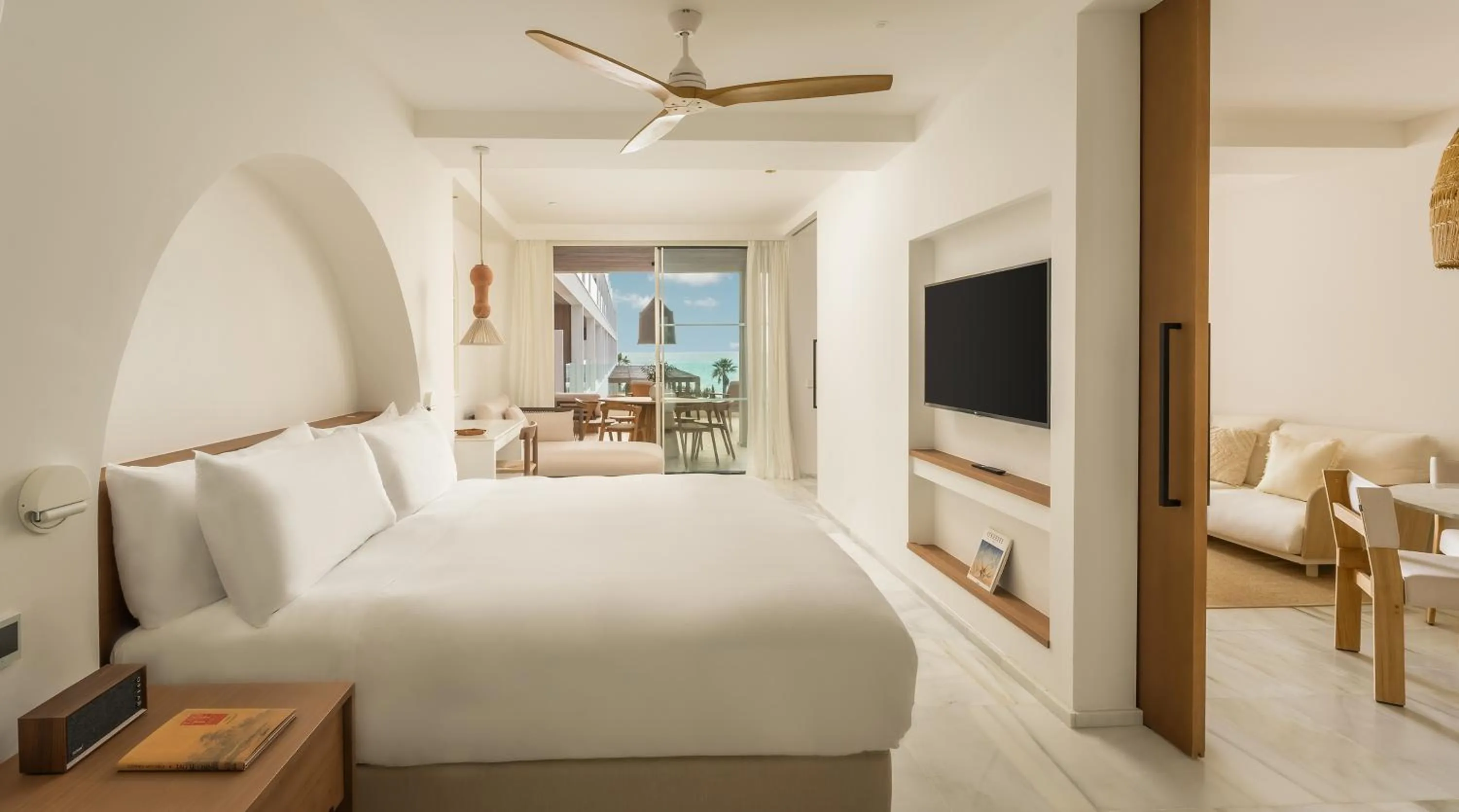 Bed in Villa Le Blanc, a Gran Meliá Hotel - The Leading Hotels of The World