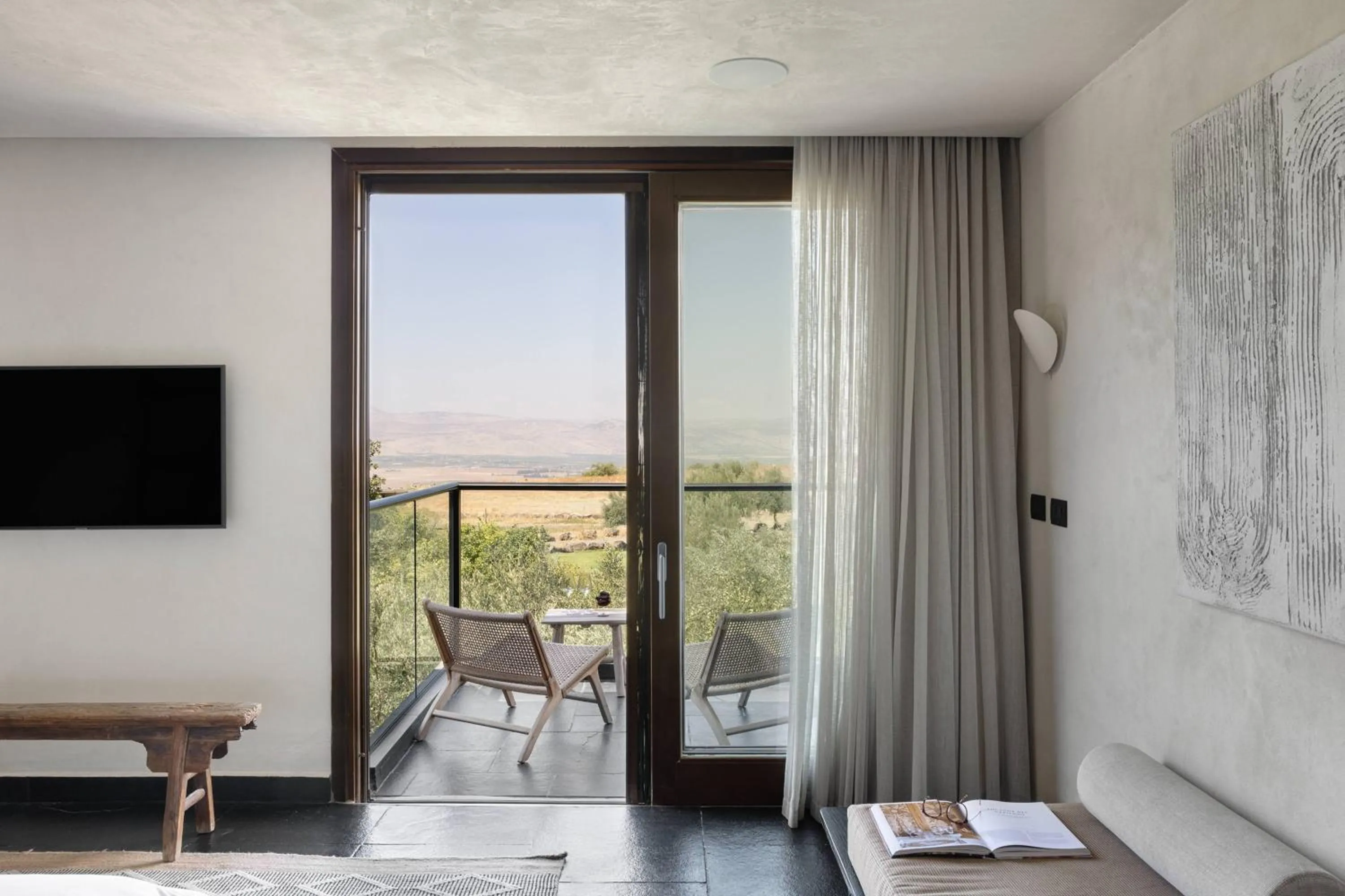 Communal lounge/ TV room in Pereh Mountain Resort