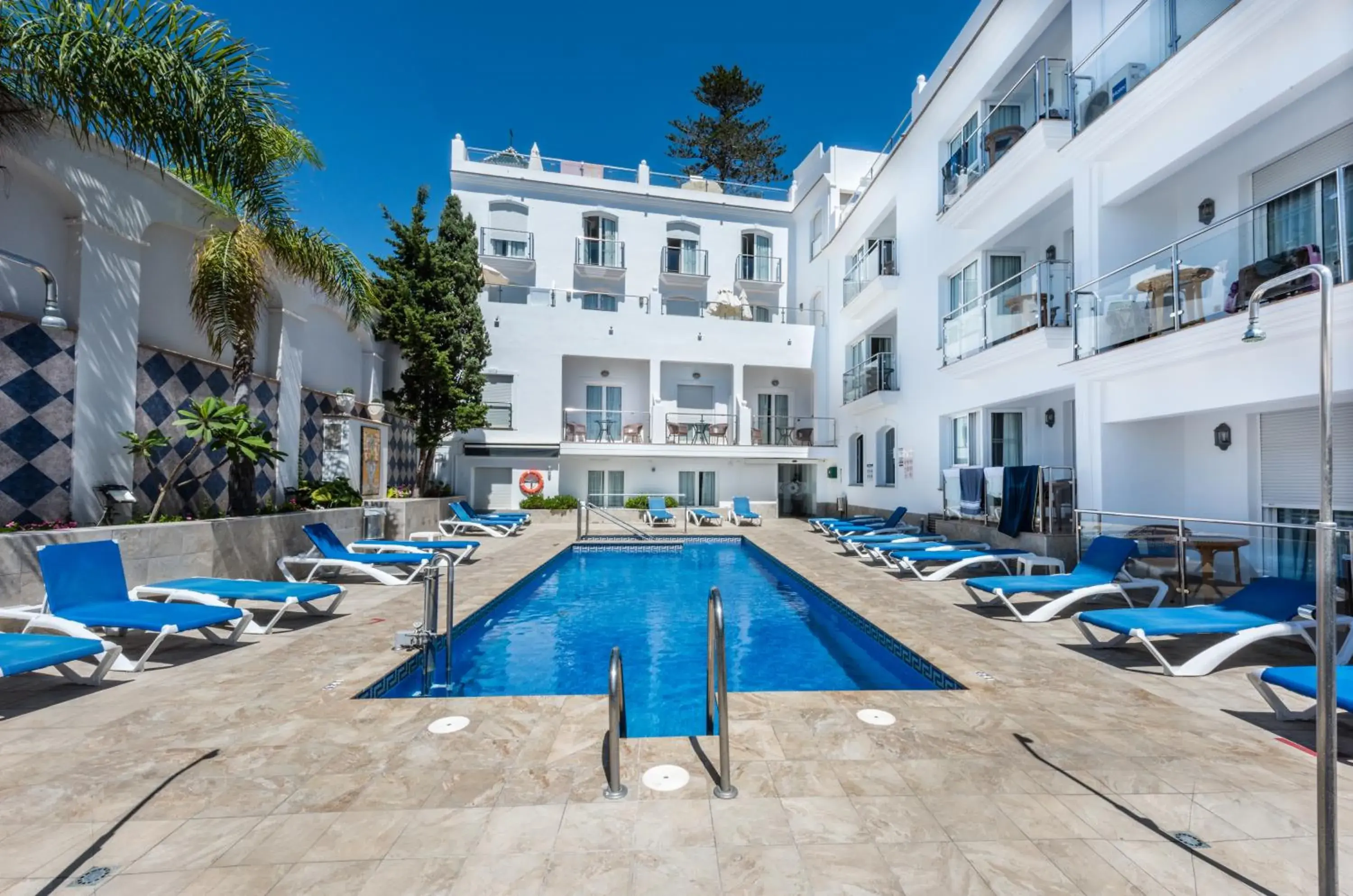 Property building in Toboso Apar - Turis Property building in Toboso Apar - Turis