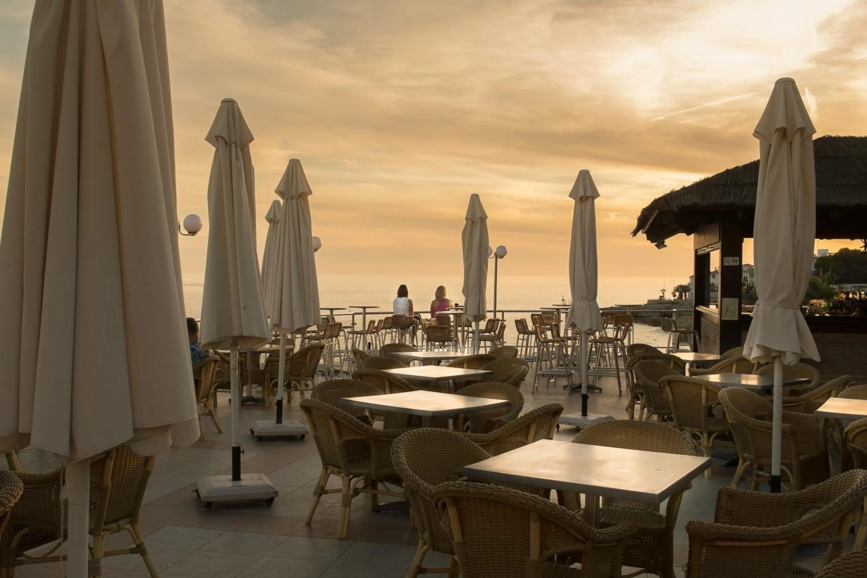 Restaurant/places to eat in Toboso Apar - Turis