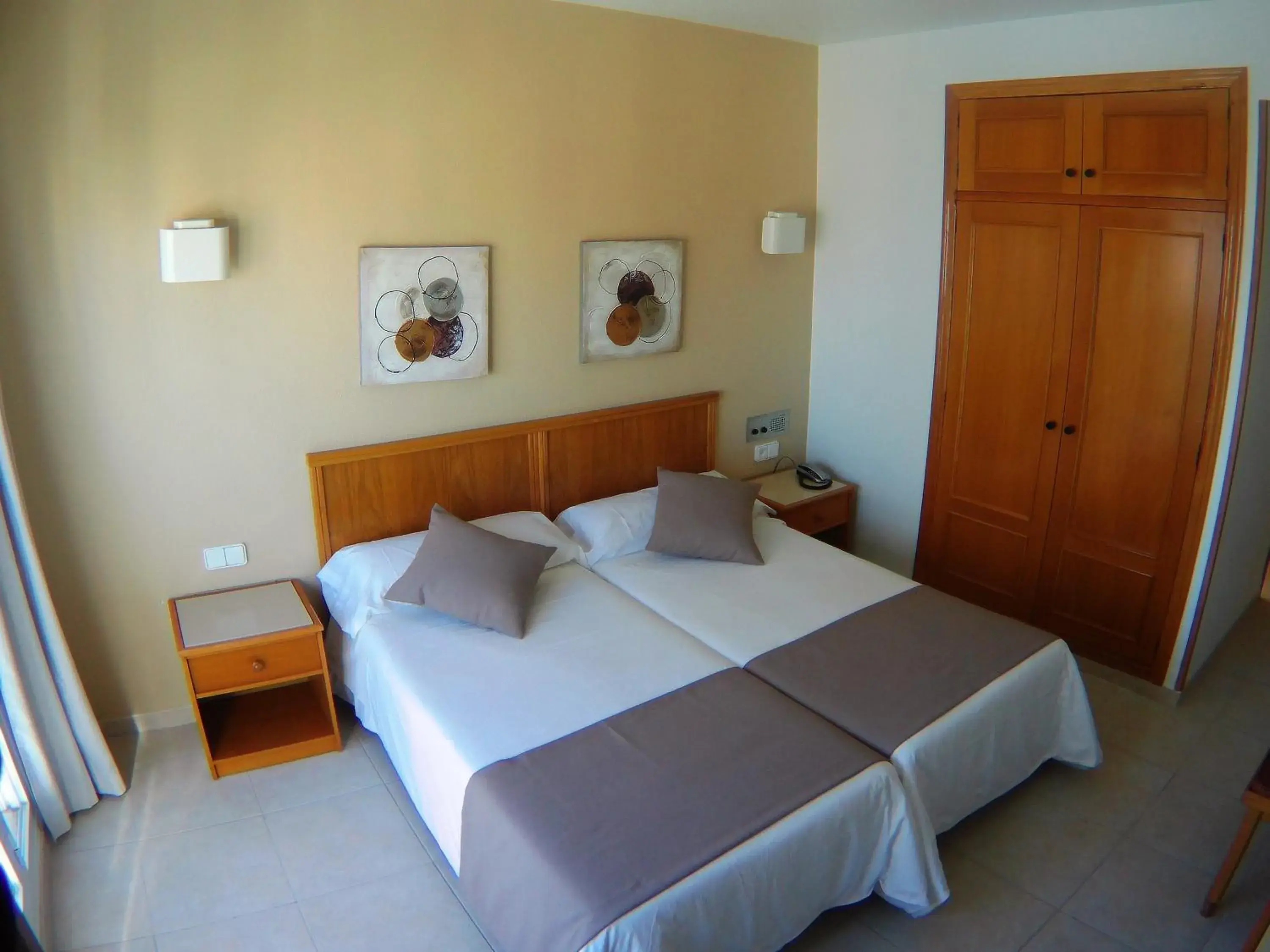 Double or Twin Room in Hotel Albatros Double or Twin Room in Hotel Albatros