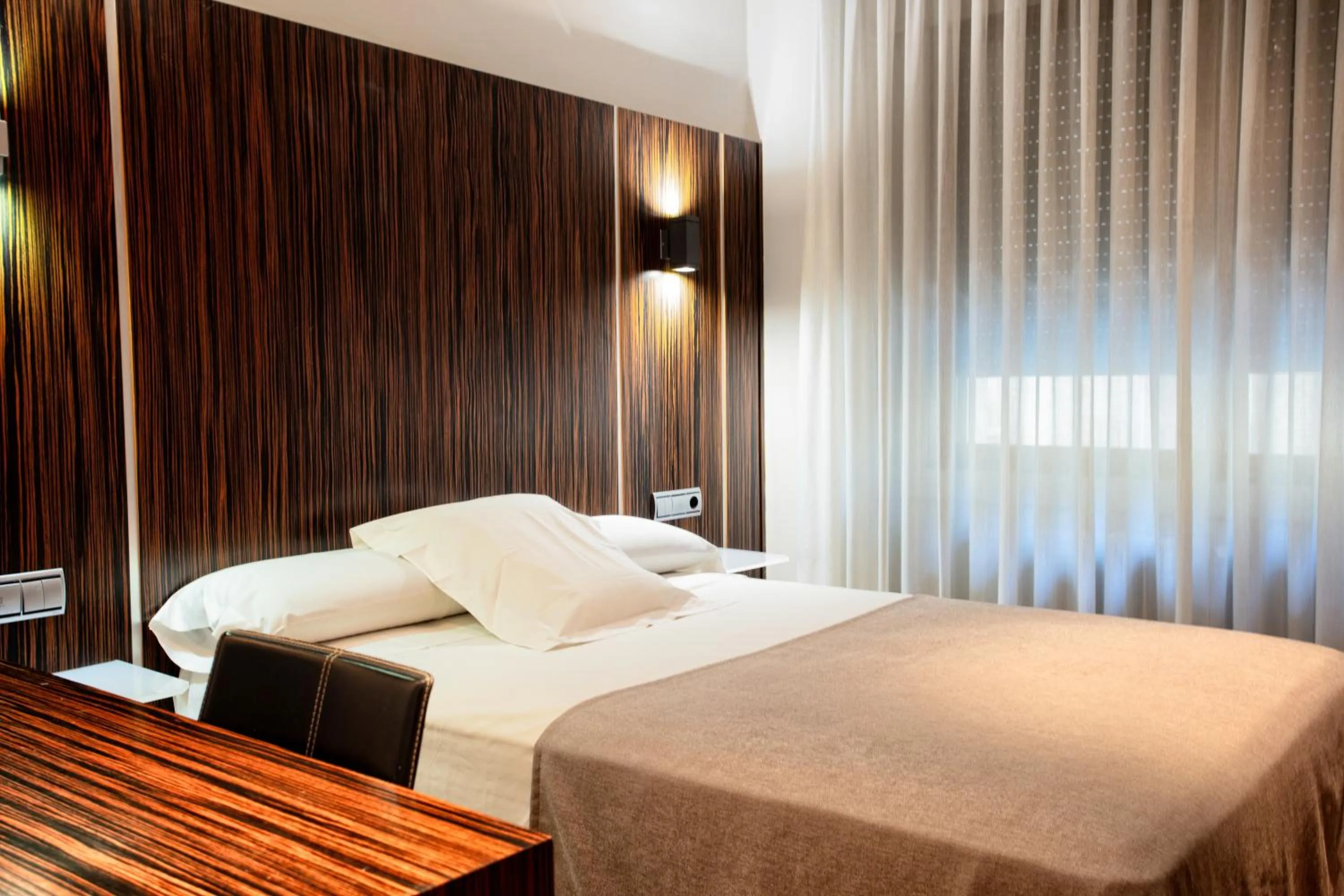 Bed in Hotel Gran Via