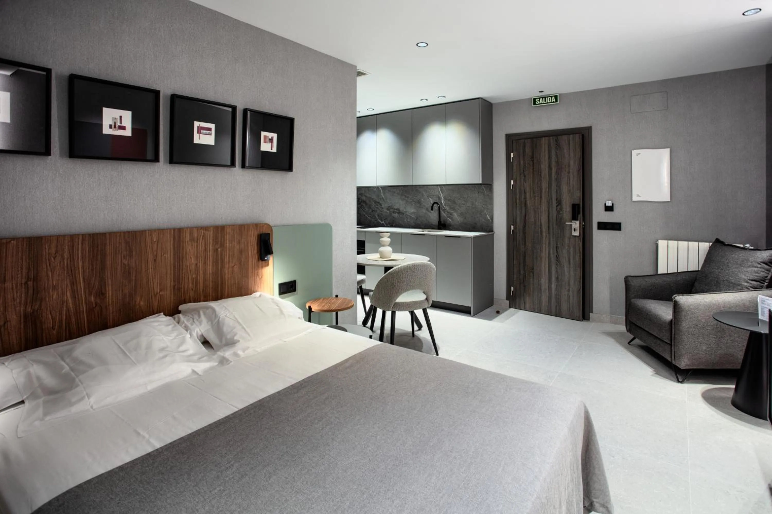 Bed in Hotel Gran Via