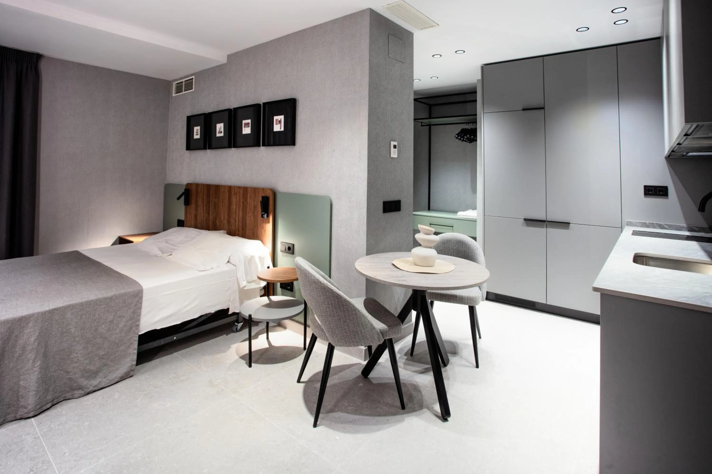 Bed in Hotel Gran Via