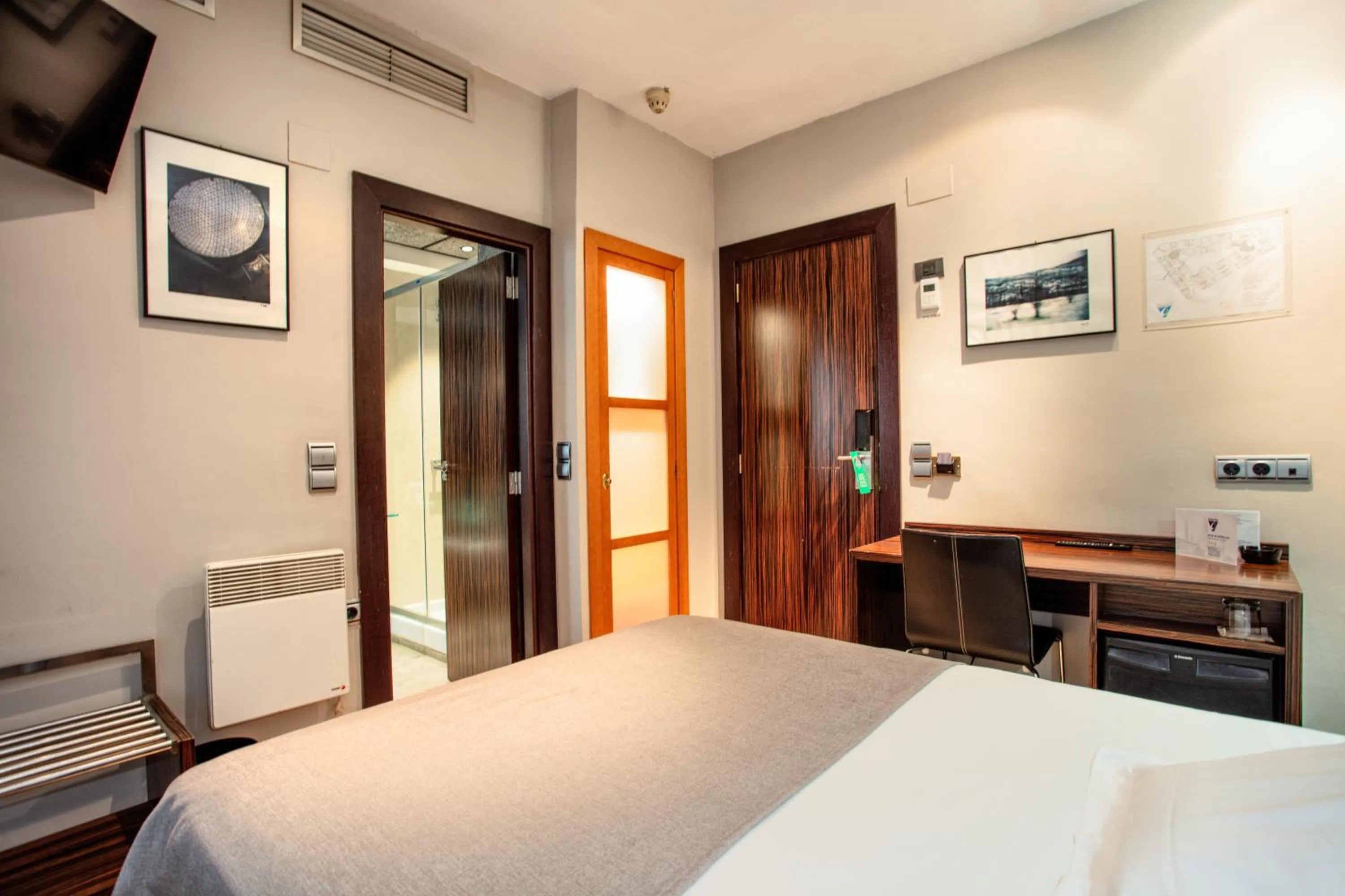 Bed in Hotel Gran Via