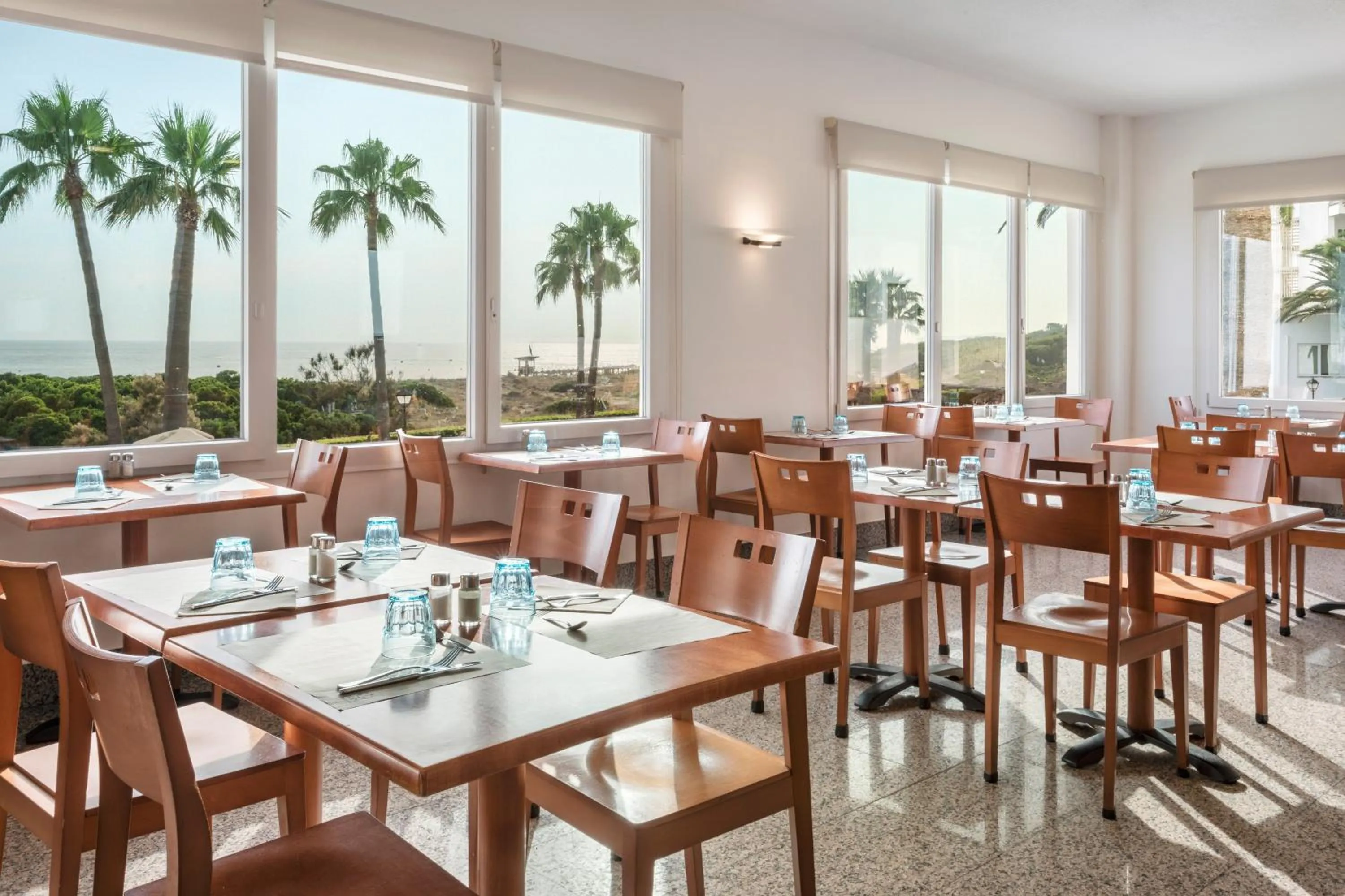 Restaurant/places to eat in Sol Milanos Pingüinos