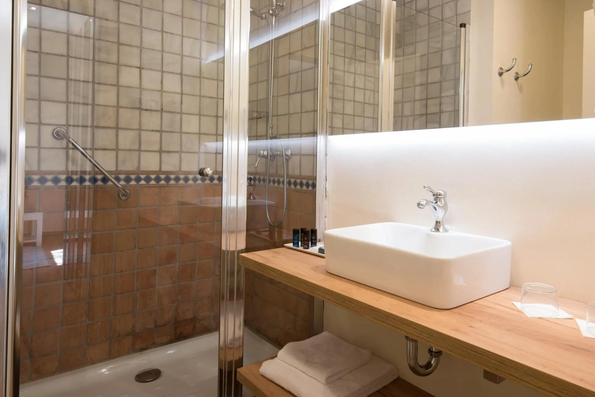 Bathroom in Hotel Convent de Begur