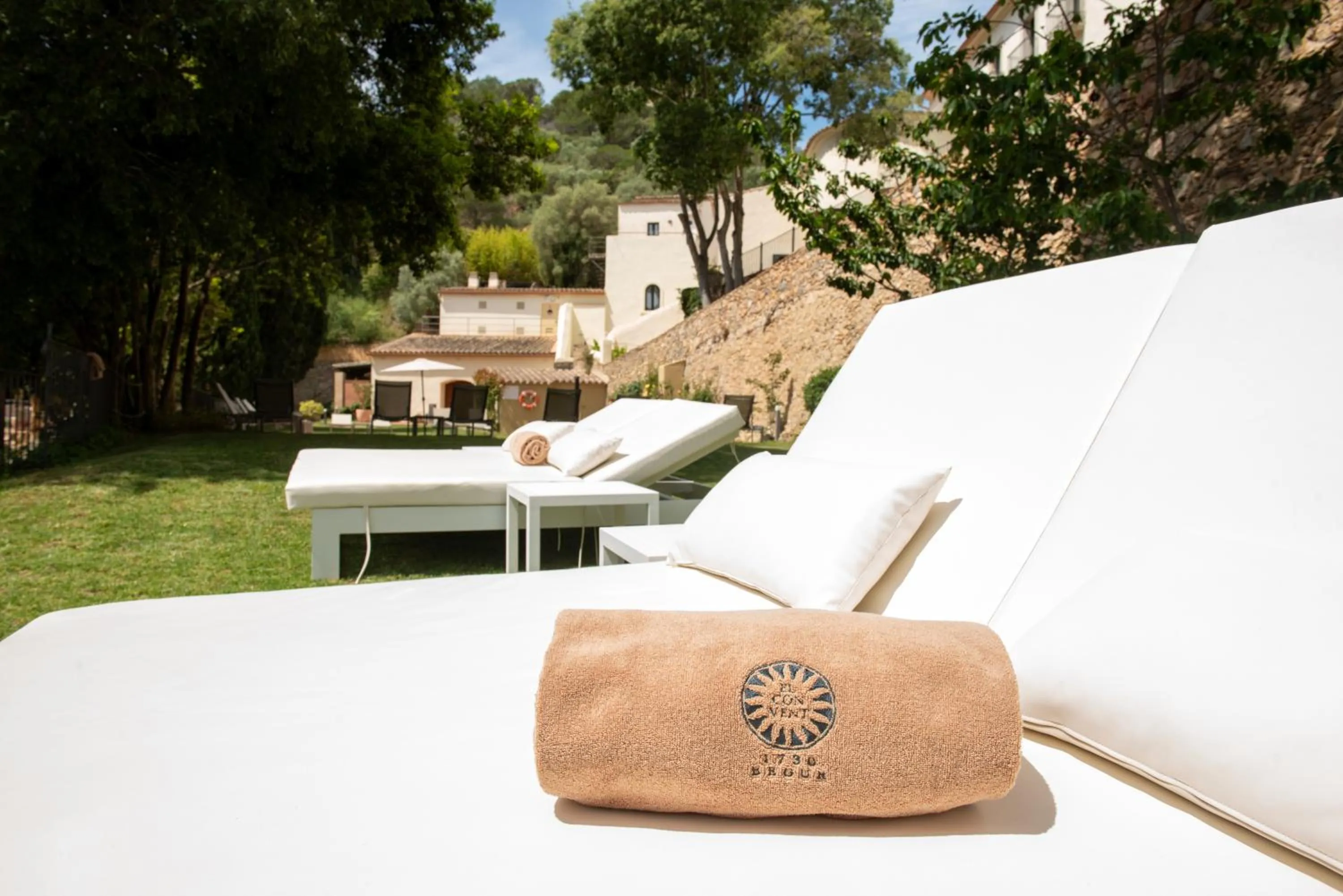 Garden view in Hotel Convent de Begur