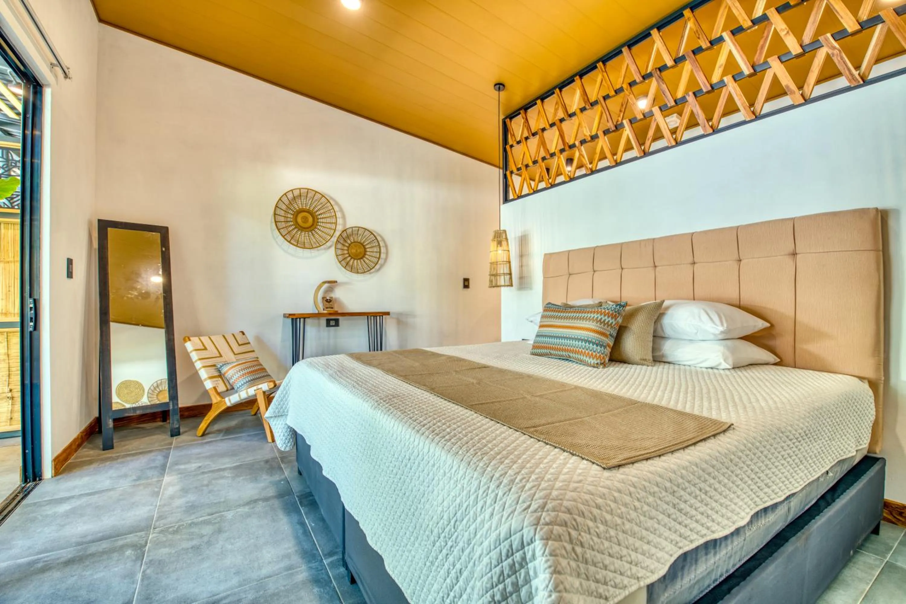 Bed in Exôtico Beach Hotel