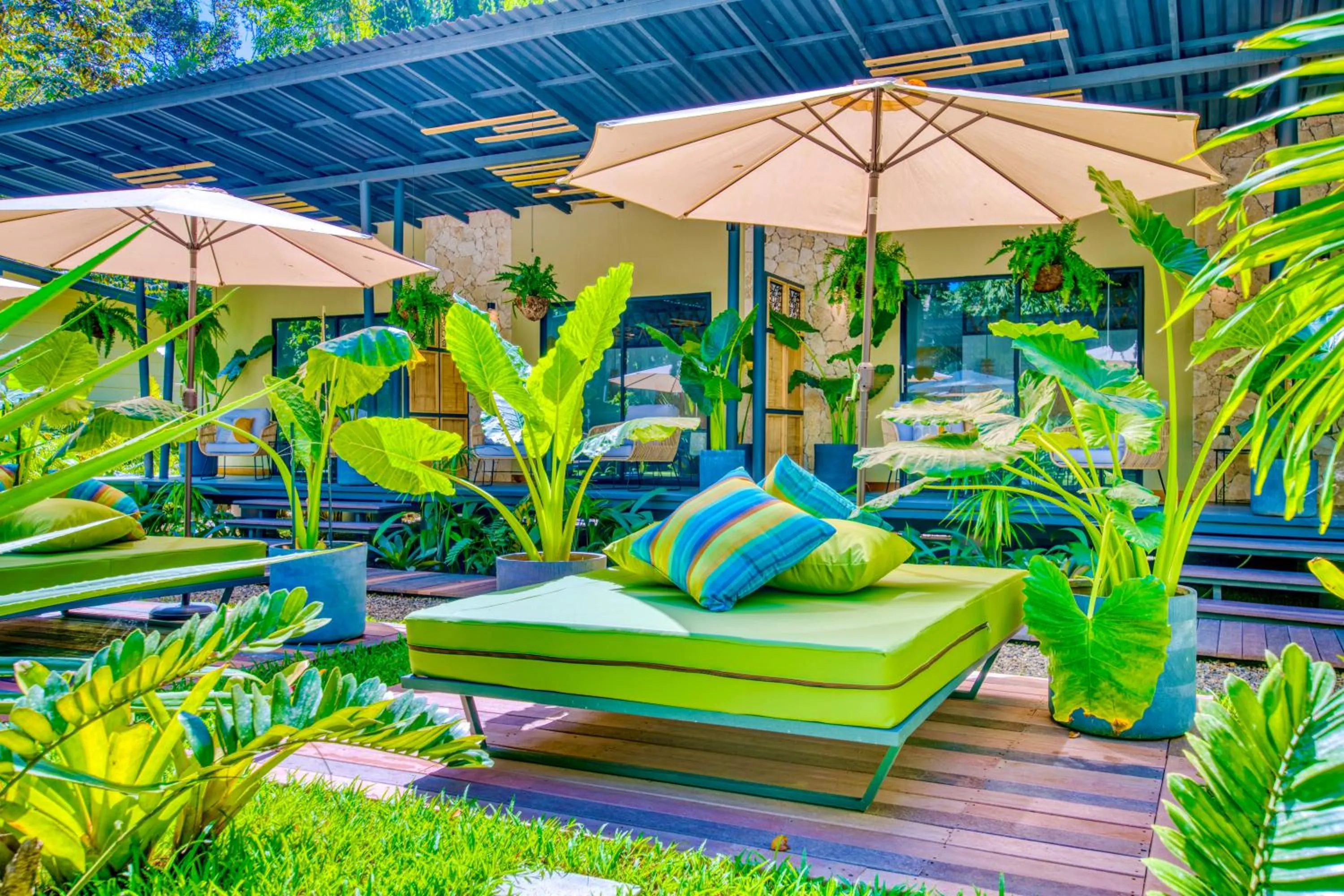 Patio in Exôtico Beach Hotel