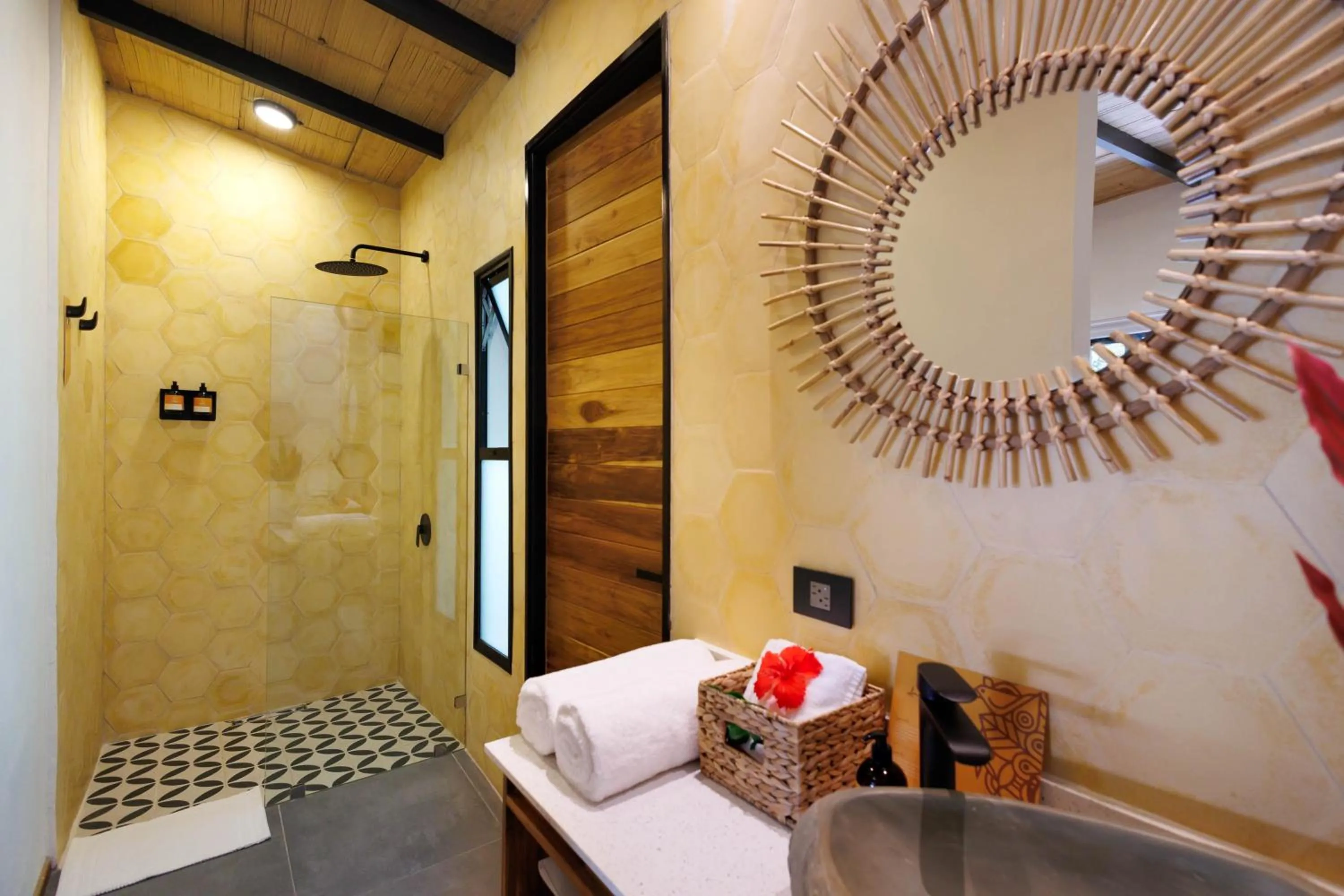 Bathroom in Exôtico Beach Hotel