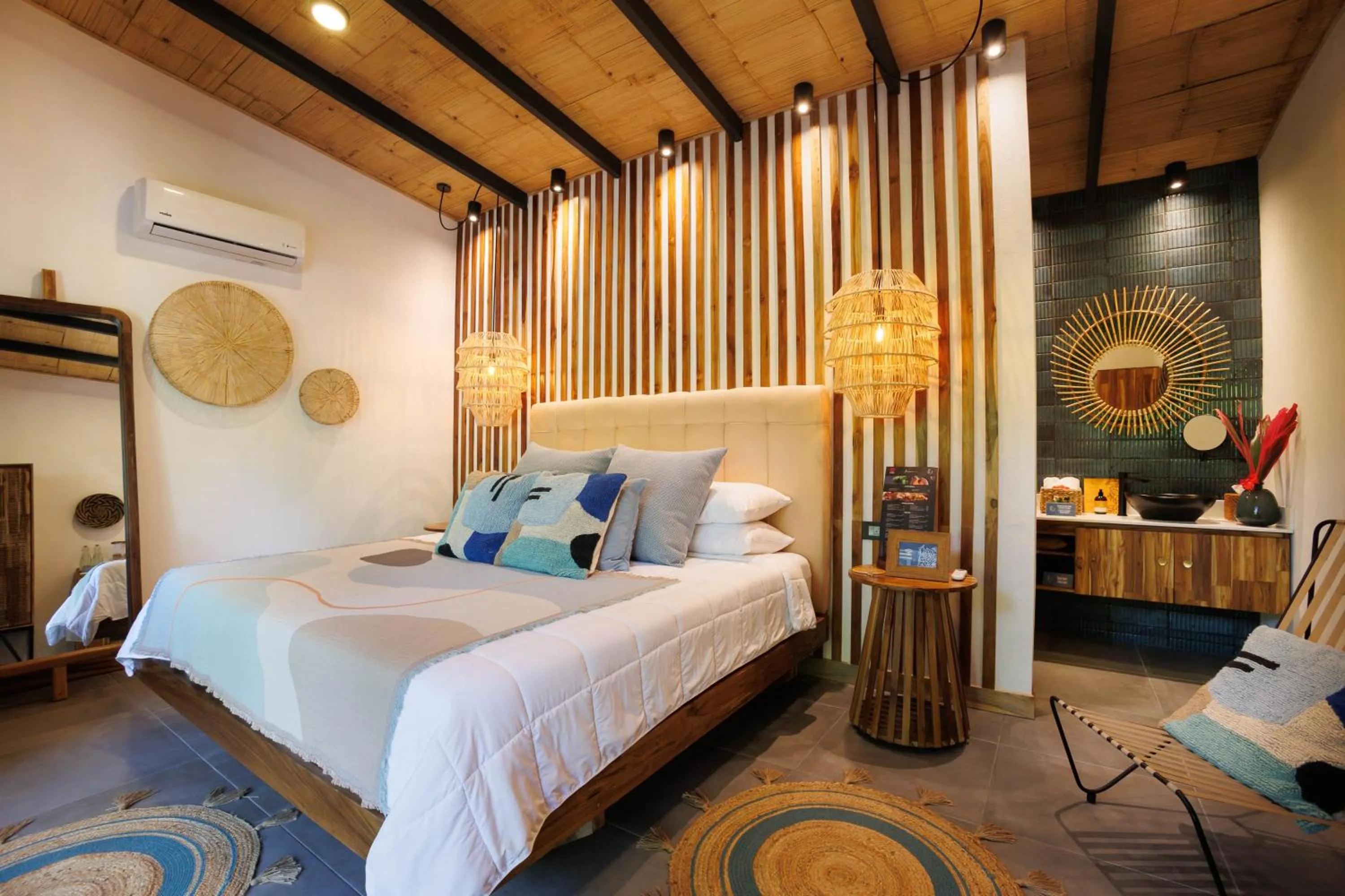 Bed in Exôtico Beach Hotel