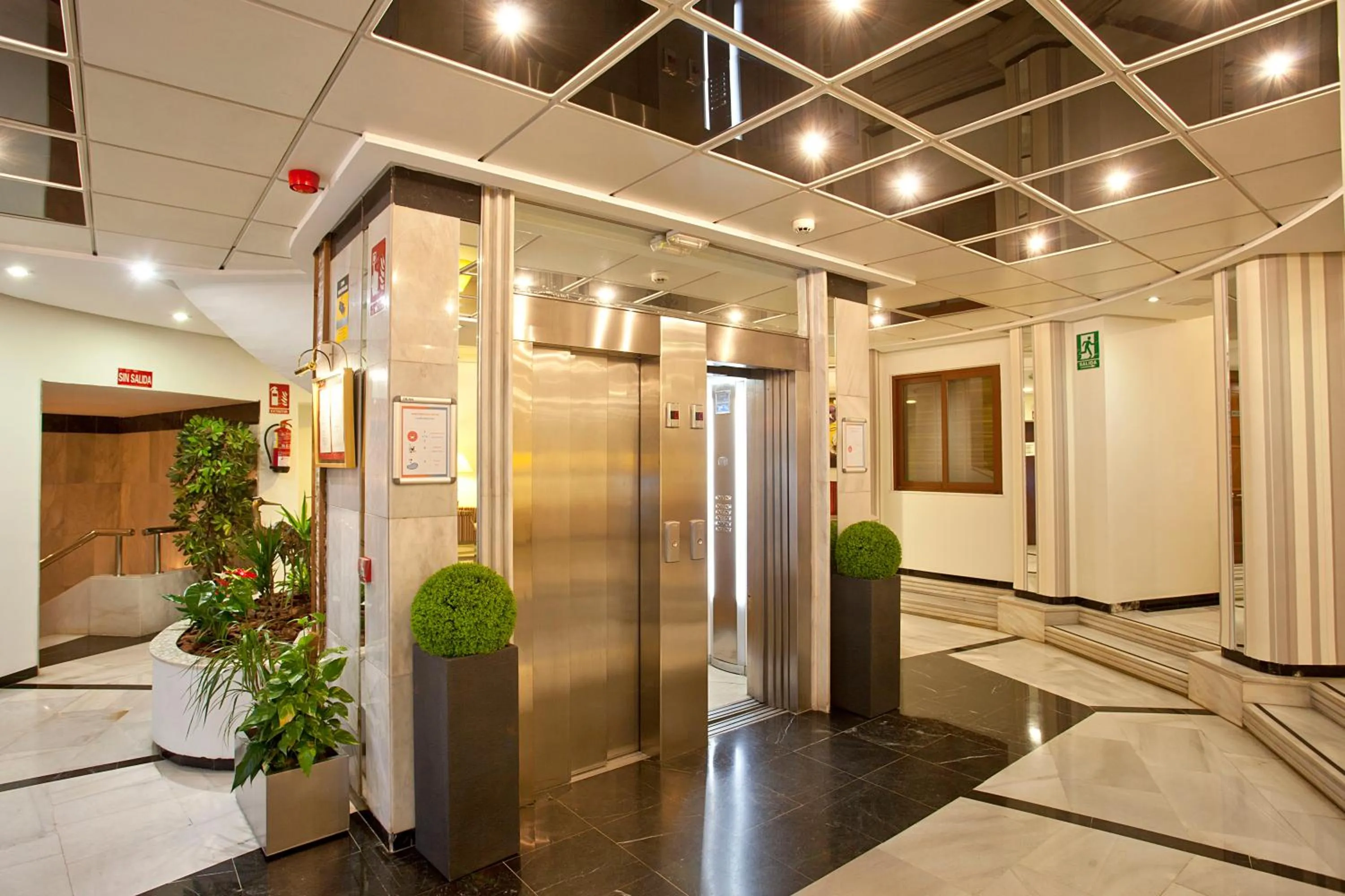 Lobby or reception in Ona Princesa Playa