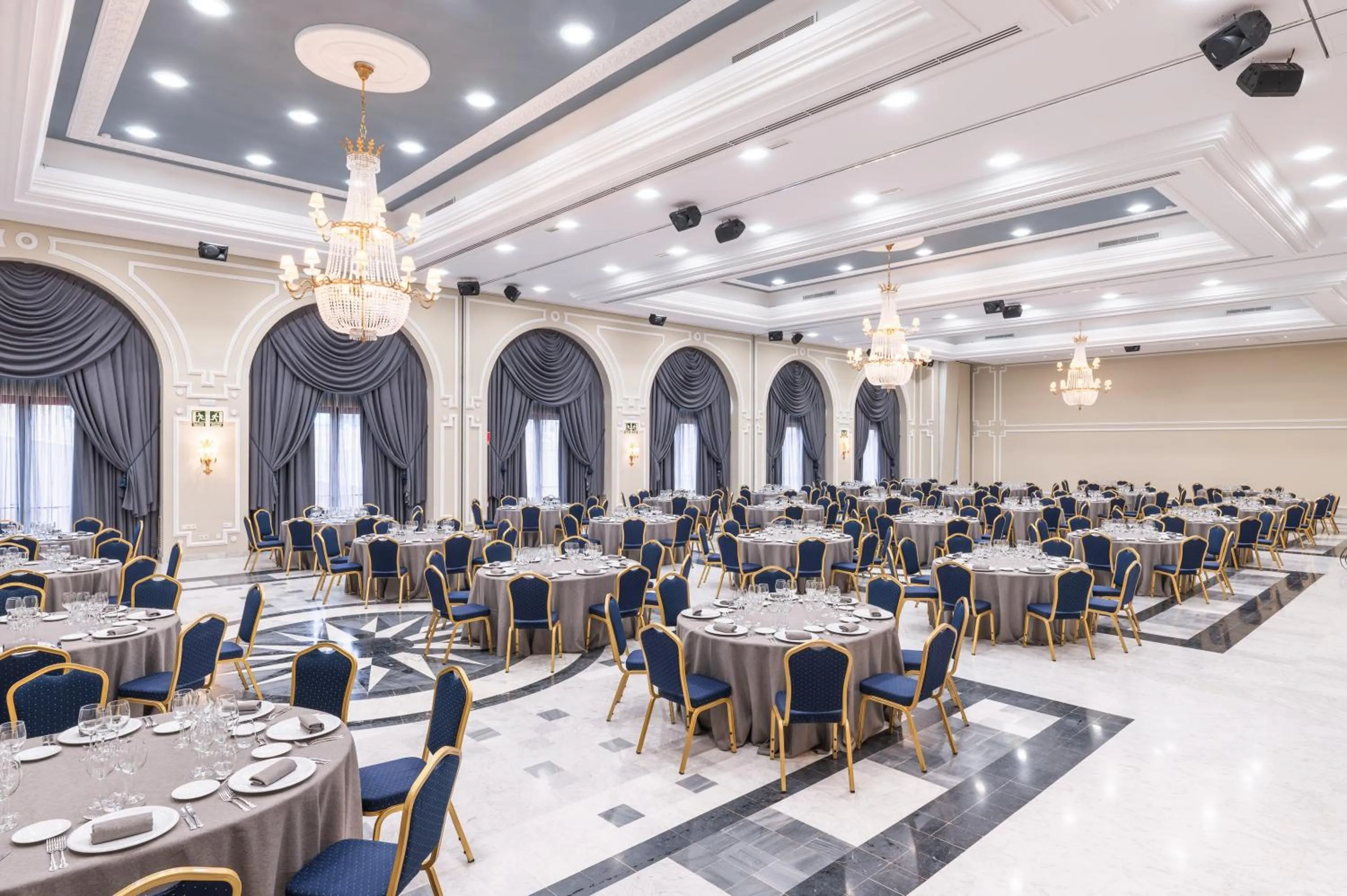 Restaurant/places to eat in Hotel IPV Palace & Spa - Adults Recommended