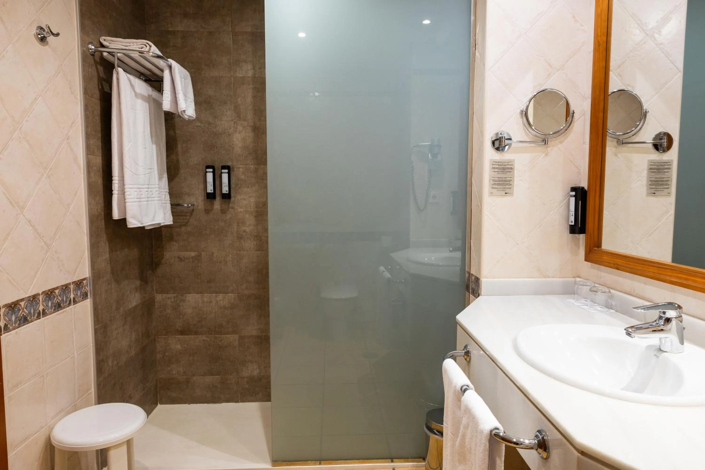 Shower in Hotel IPV Palace & Spa - Adults Recommended
