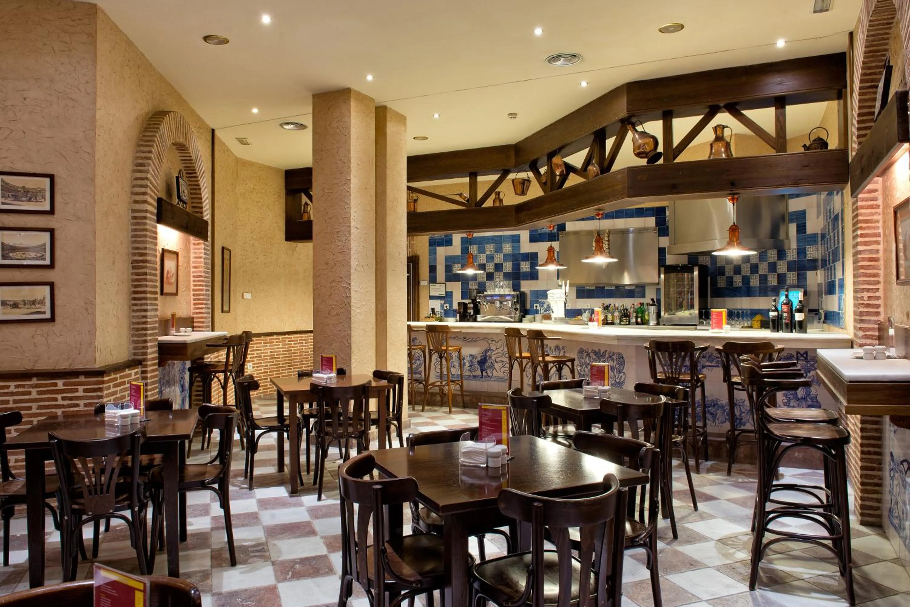 Restaurant/places to eat in Hotel IPV Palace & Spa - Adults Recommended