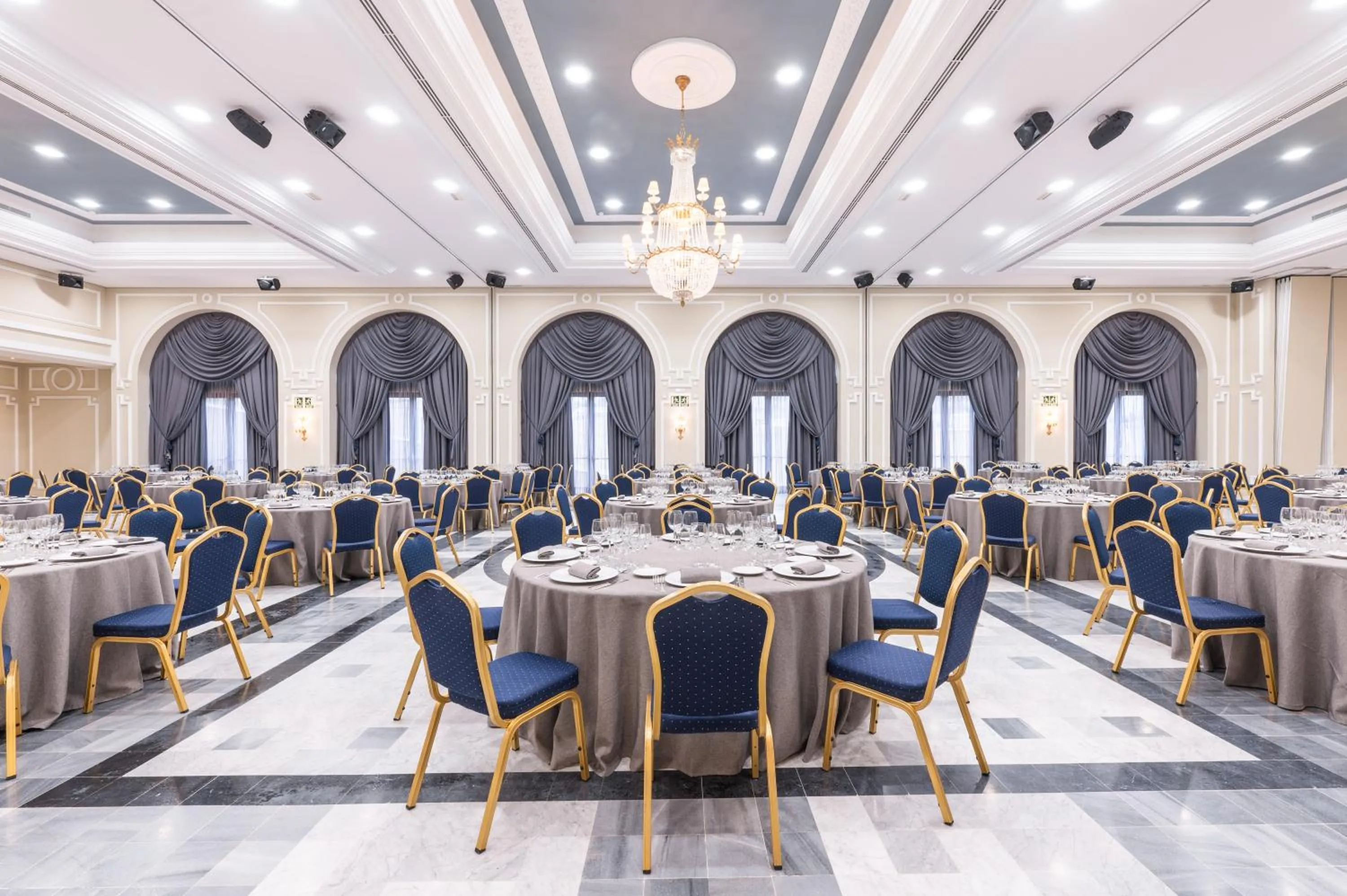 Business facilities in Hotel IPV Palace & Spa - Adults Recommended