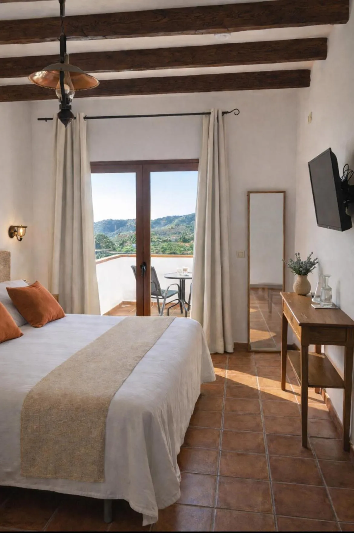 Bed in Hotel Rural Almazara