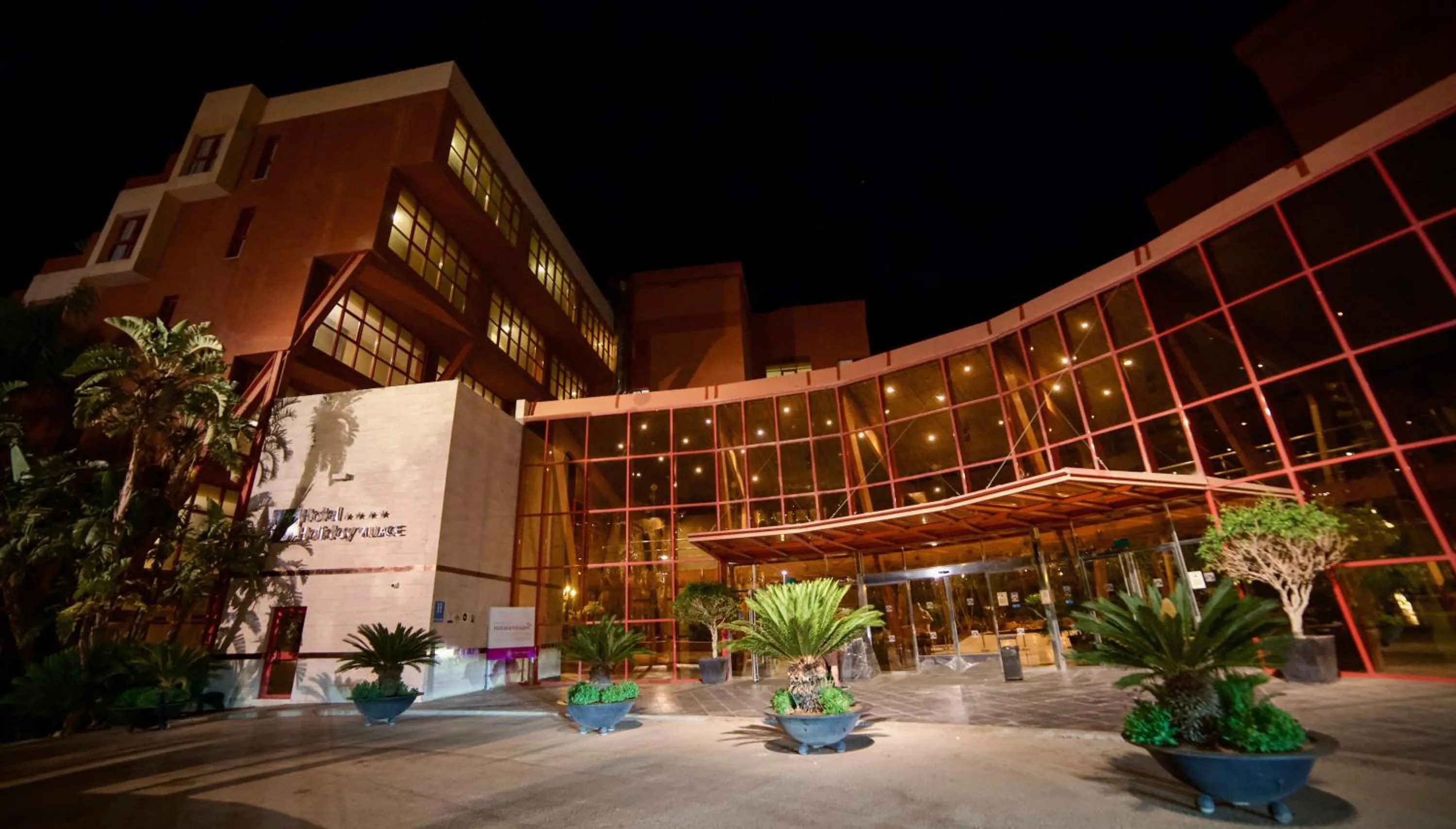 Property building in Holiday Premium Resort