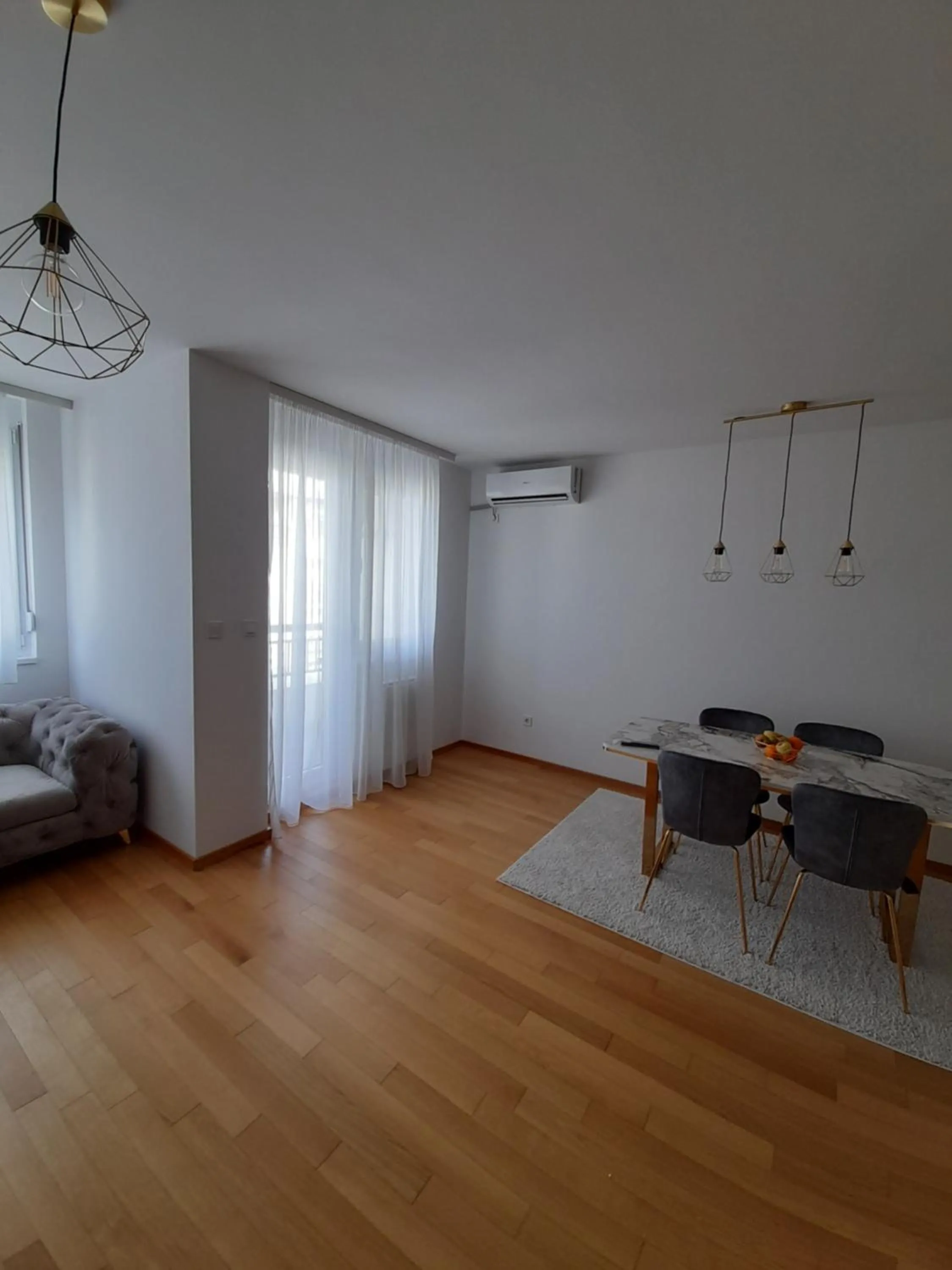 Apartman Lena