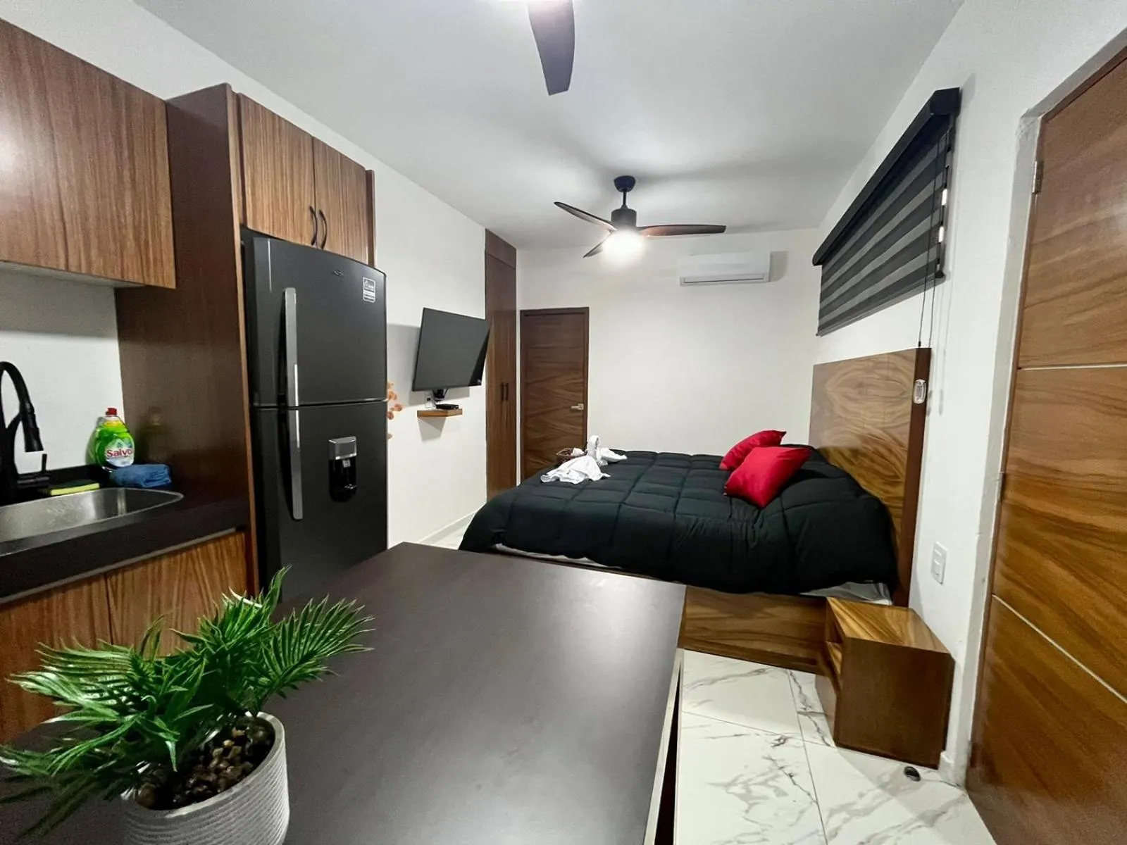 Photo of the whole room in AHAU Playa