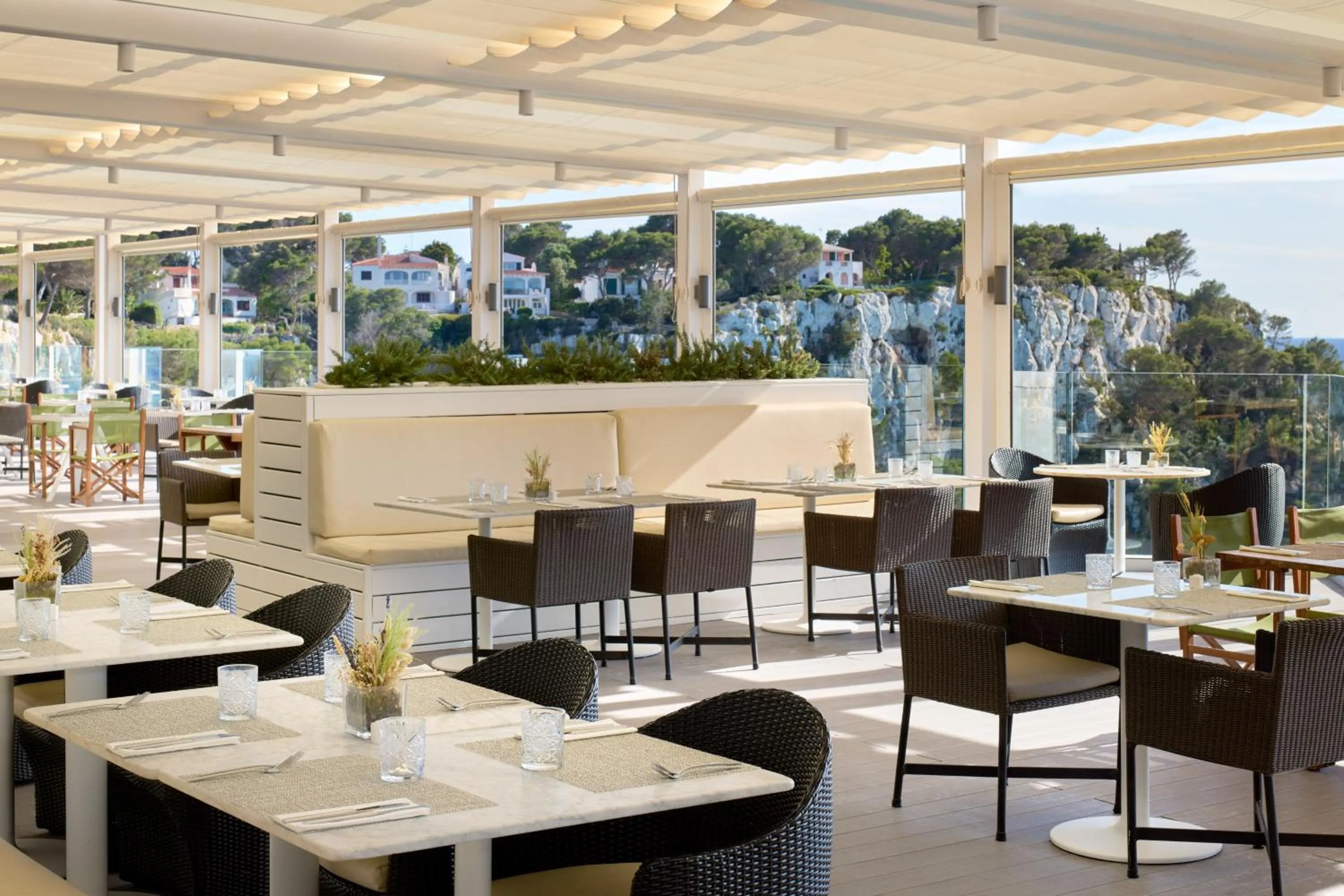 Restaurant/places to eat in Meliá Cala Galdana