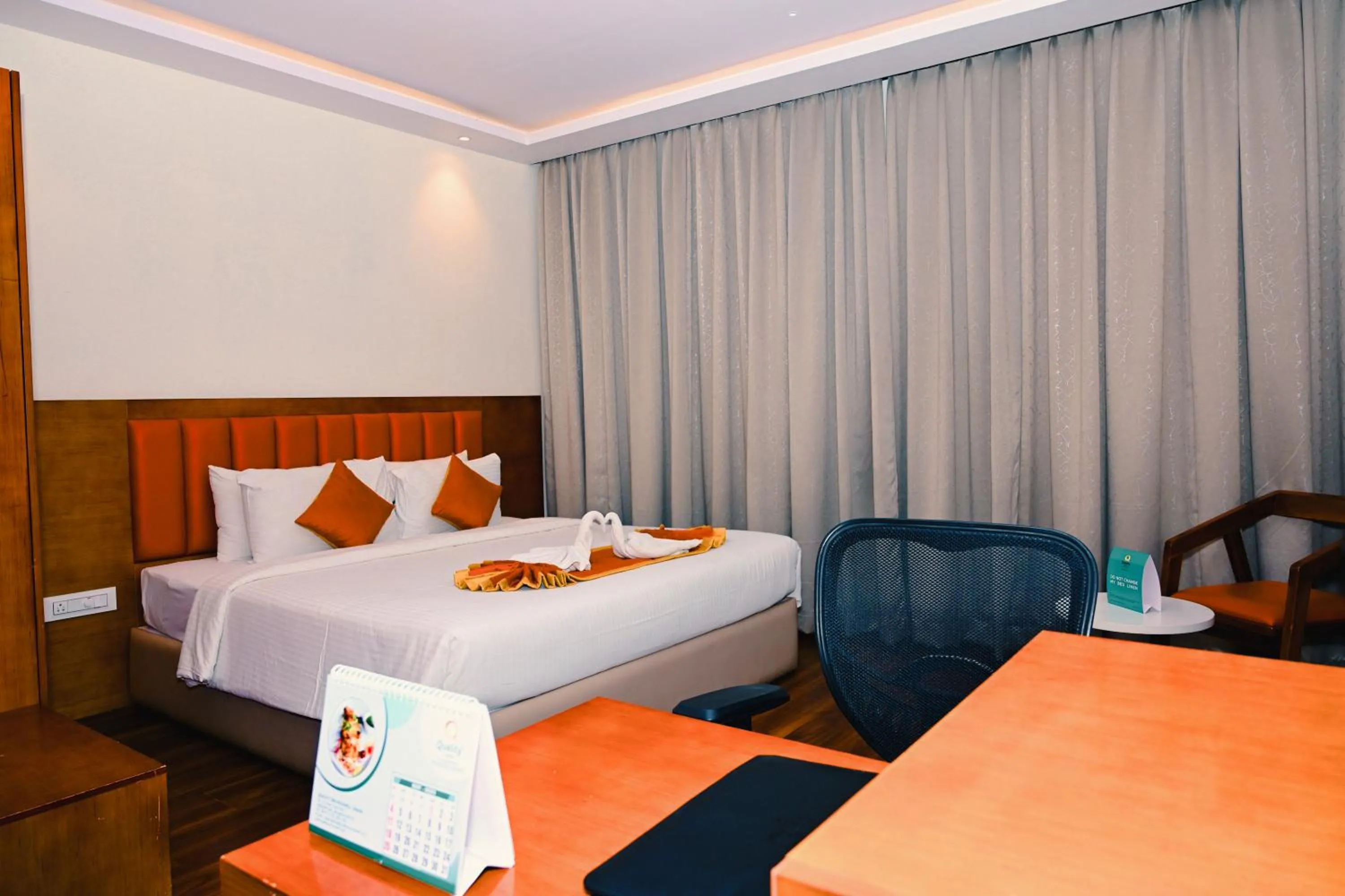 Bedroom, Bed in Quality Inn Rockwell Grand-Bangalore International Airport