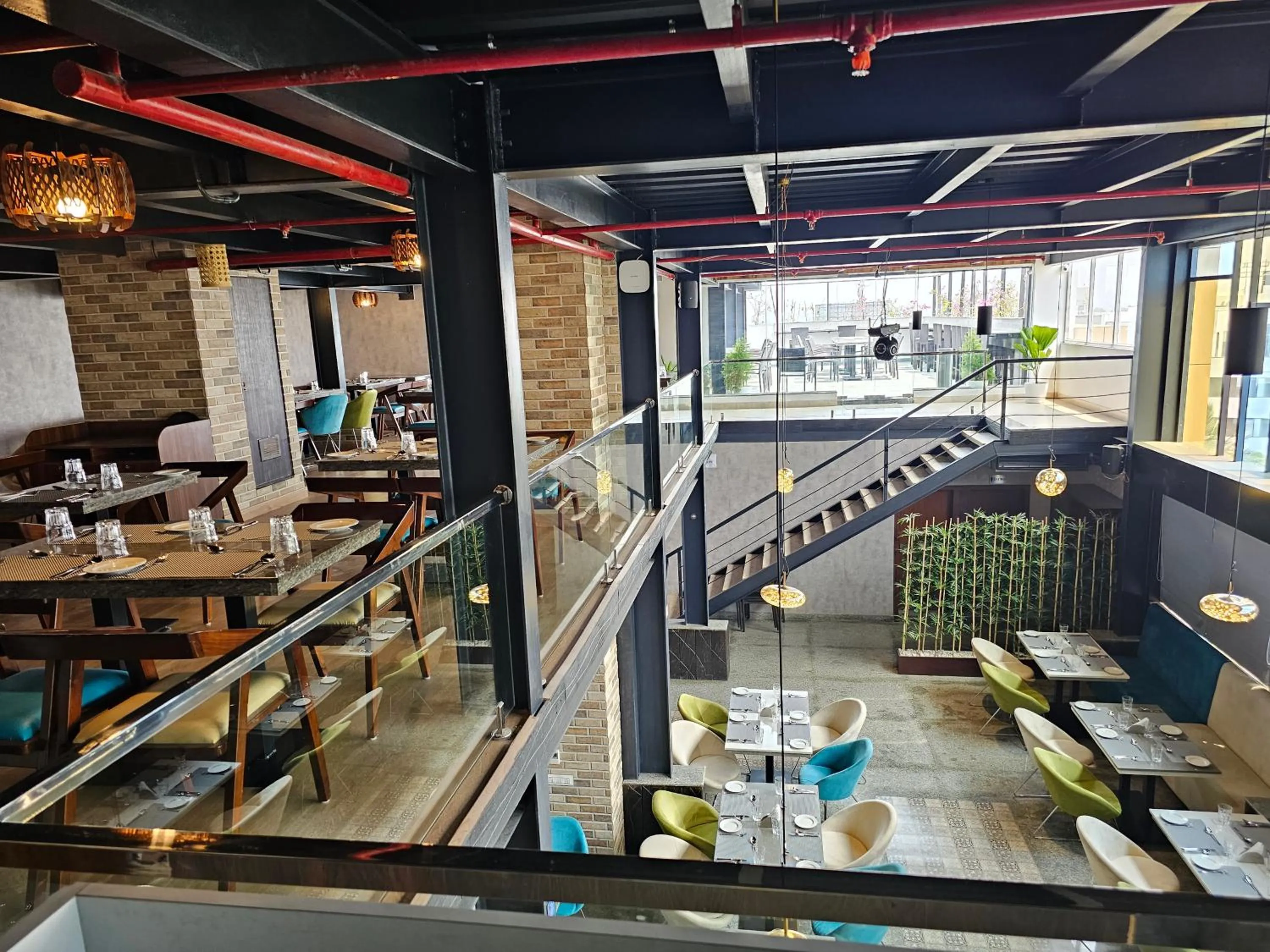 Restaurant/places to eat in Quality Inn Rockwell Grand, Bangalore