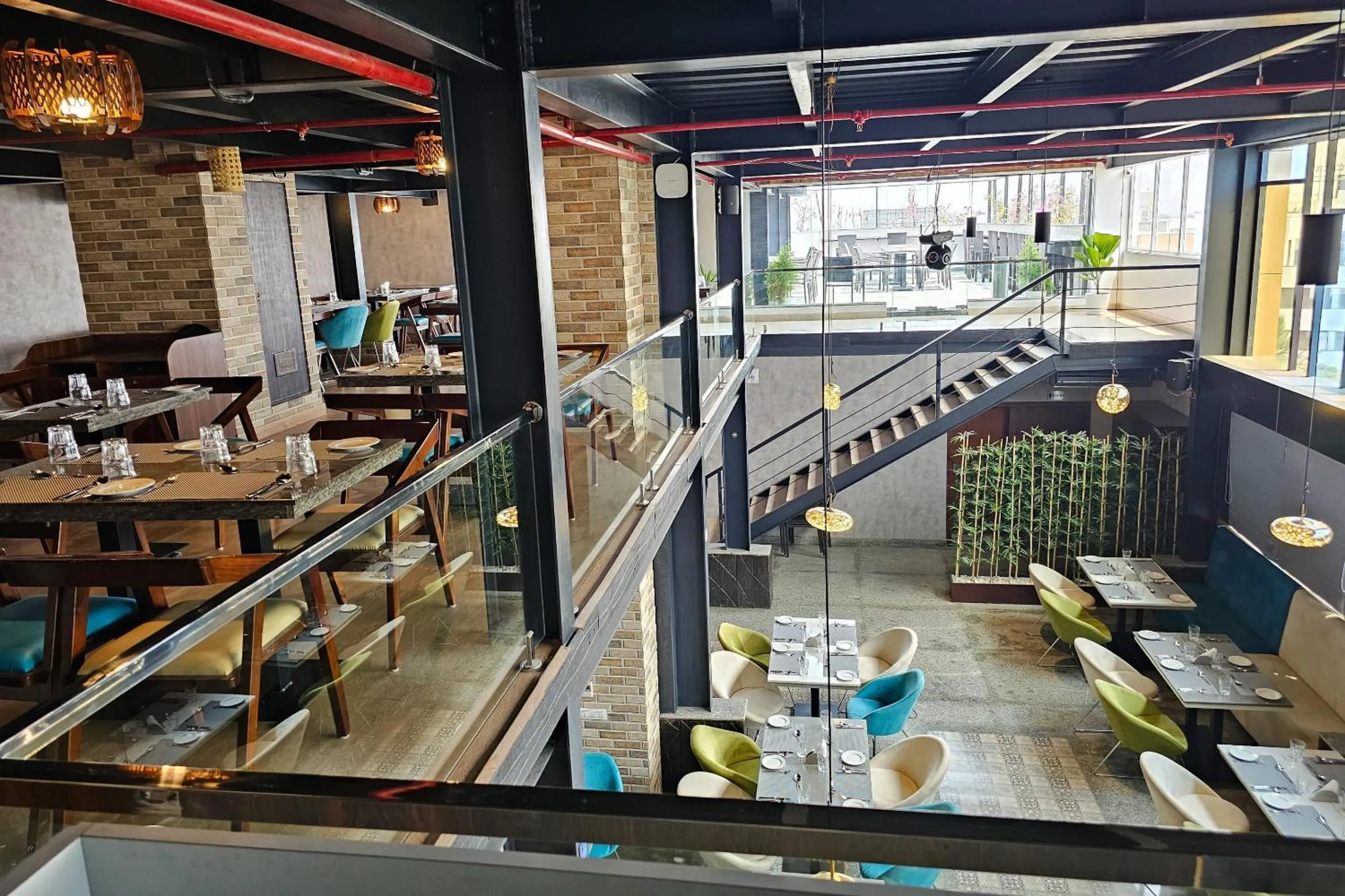 Restaurant/places to eat in Quality Inn Rockwell Grand, Bangalore