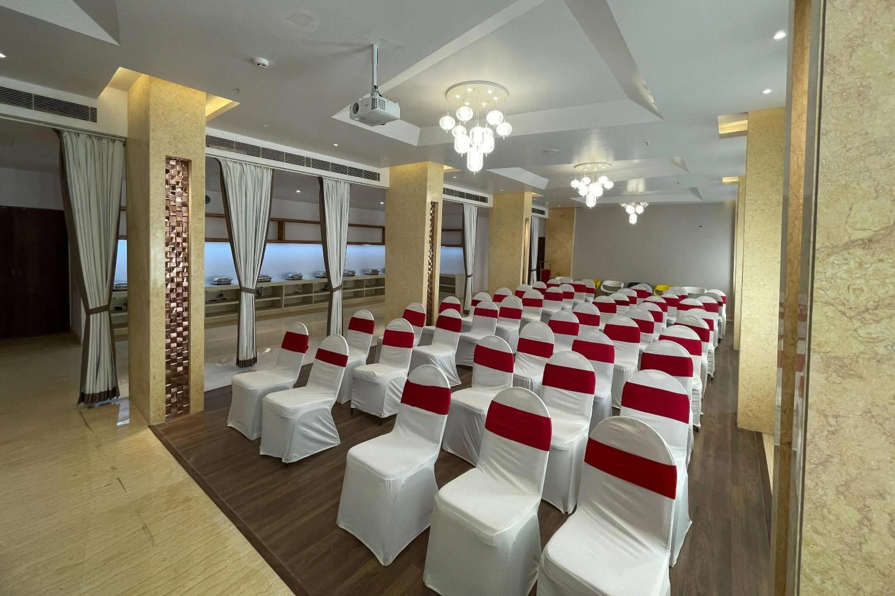 Meeting/conference room in Quality Inn Rockwell Grand, Bangalore