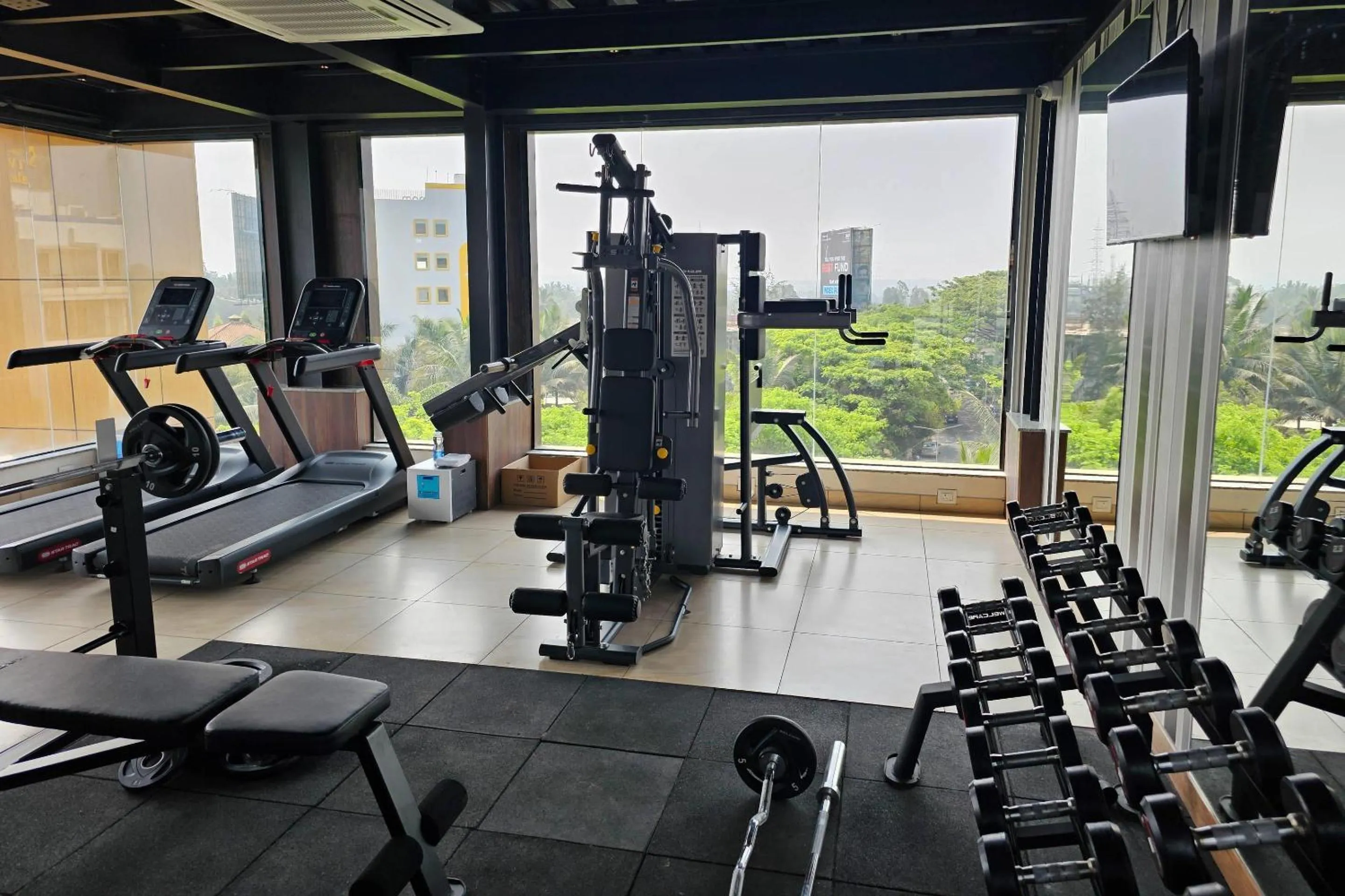 Fitness centre/facilities in Quality Inn Rockwell Grand, Bangalore