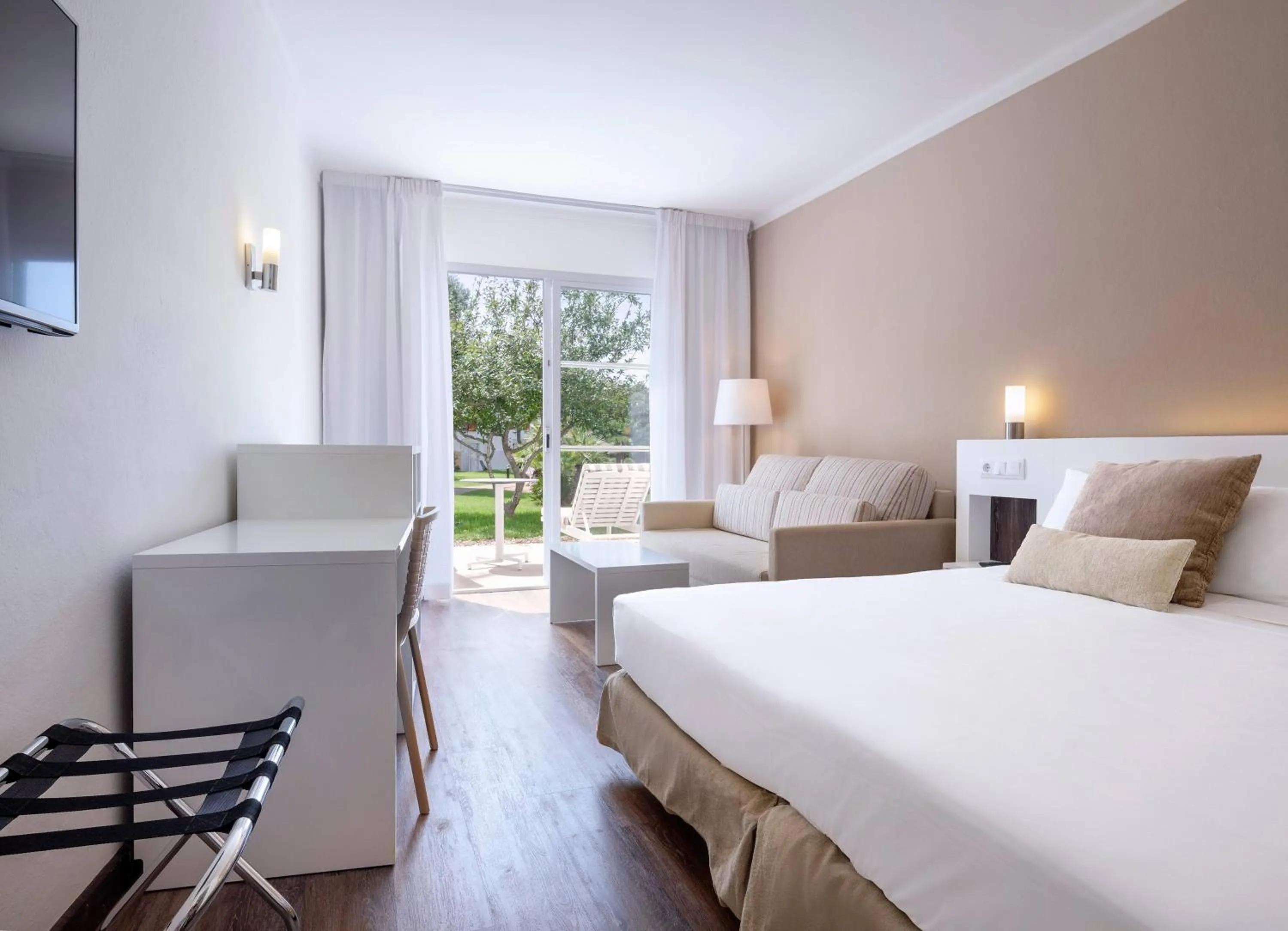 Bed in SOL Falcó Menorca