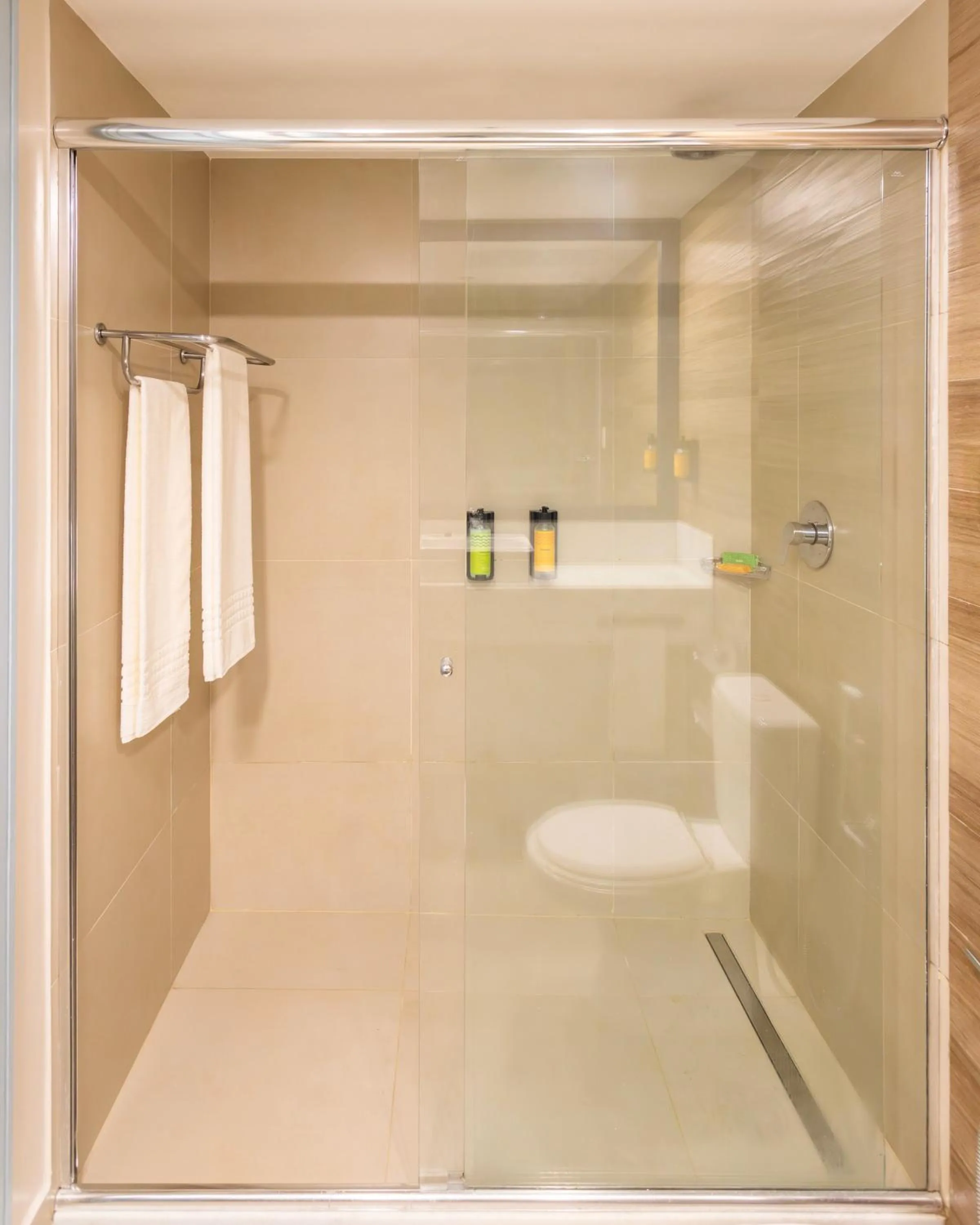 Shower in Sauipe Mar Premium - All Inclusive