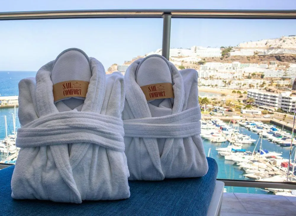 Photo of the whole room in Marina Suites Gran Canaria