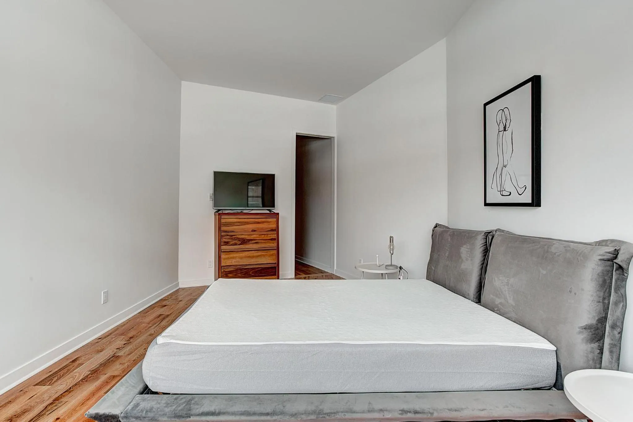 Bed in Modern Suites in NDG