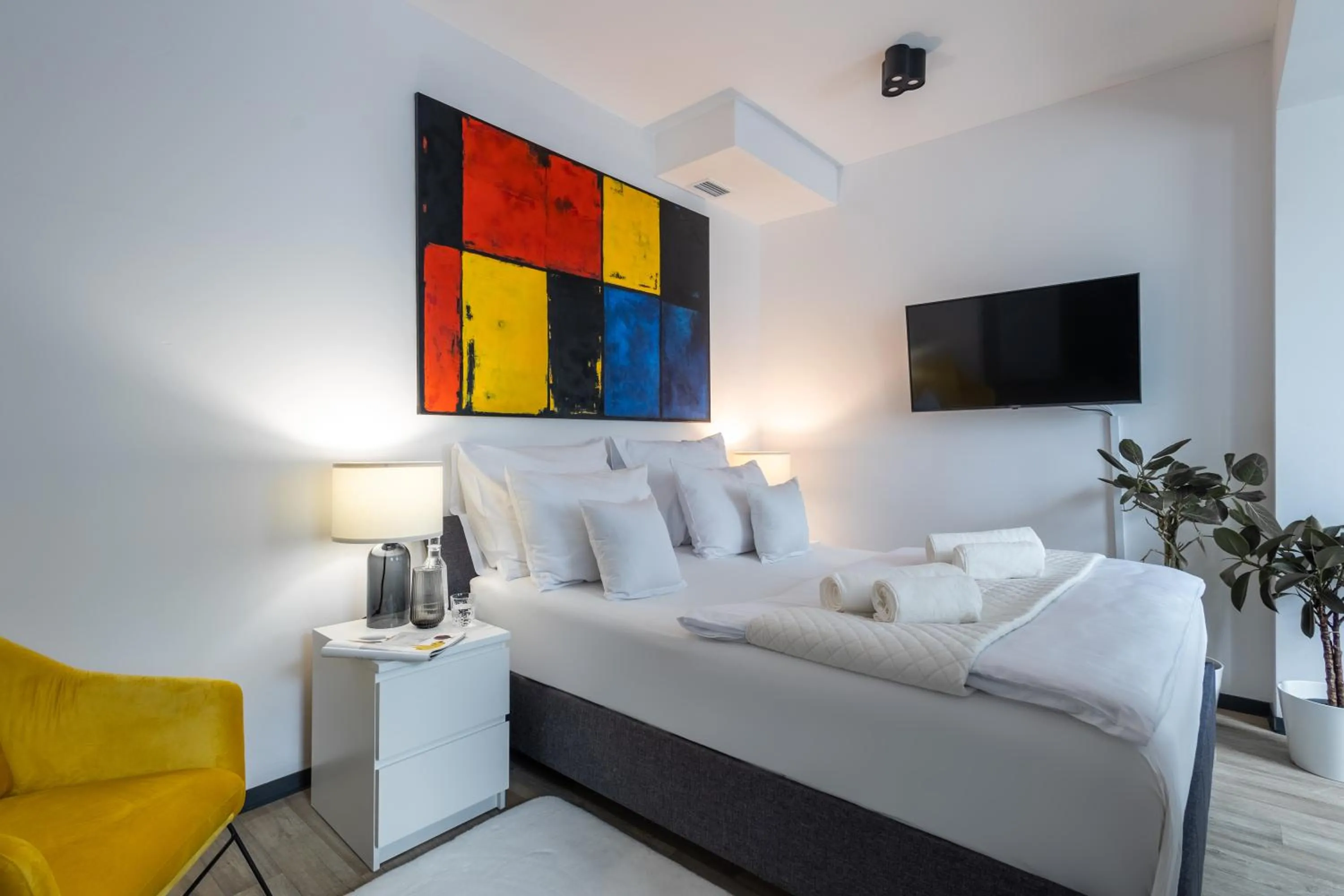 Studio Apartment in Aparthotel Solskiego Wrocław